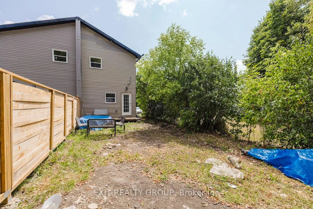 Photo 16 of 32 Strachan Street, Belleville, Belleville Ward — HOMEH
