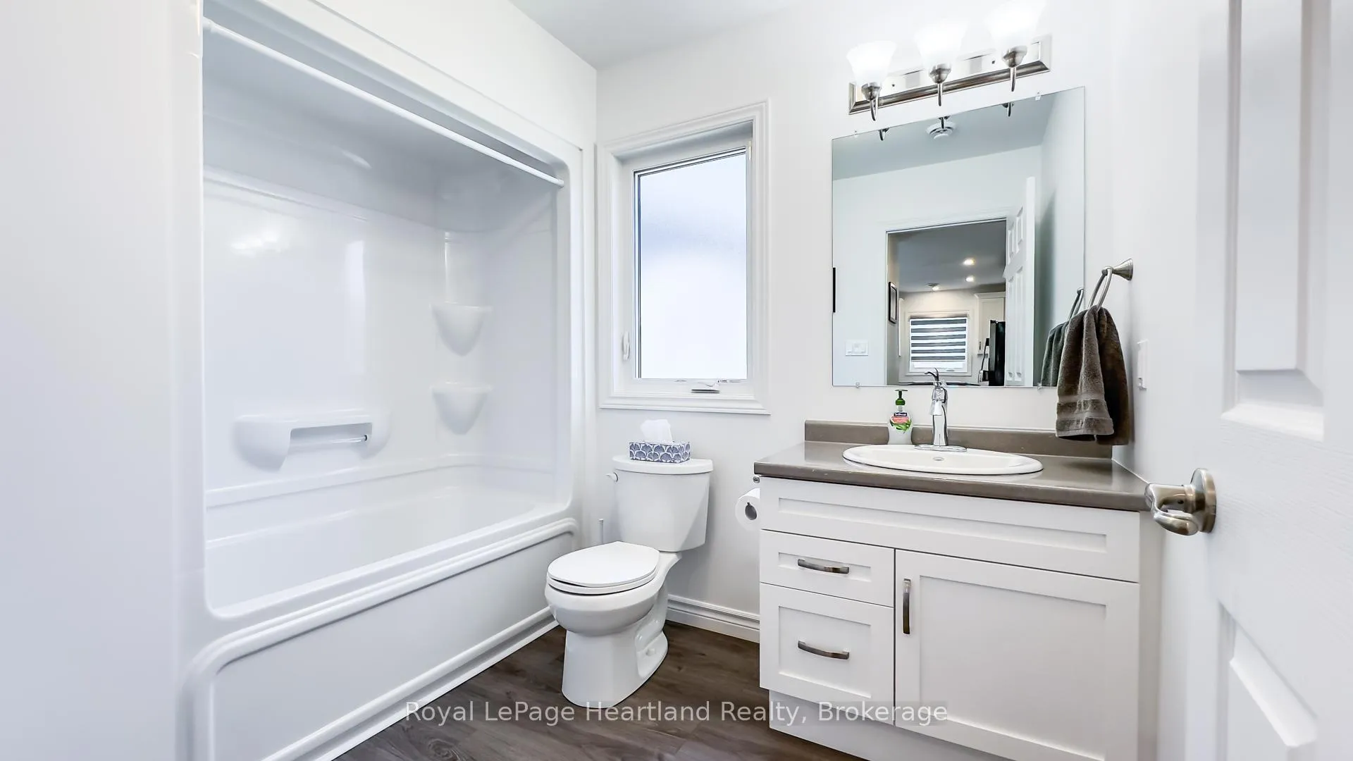 Photo 39 of 263 Lake Breeze Drive, Ashfield-Colborne-Wawanosh, Colborne — HOMEH