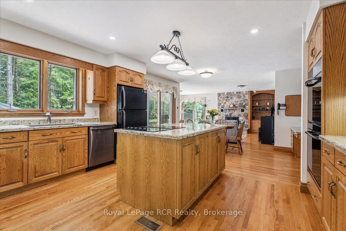 Photo 8 of 324011 Side Road 27, Meaford — HOMEH