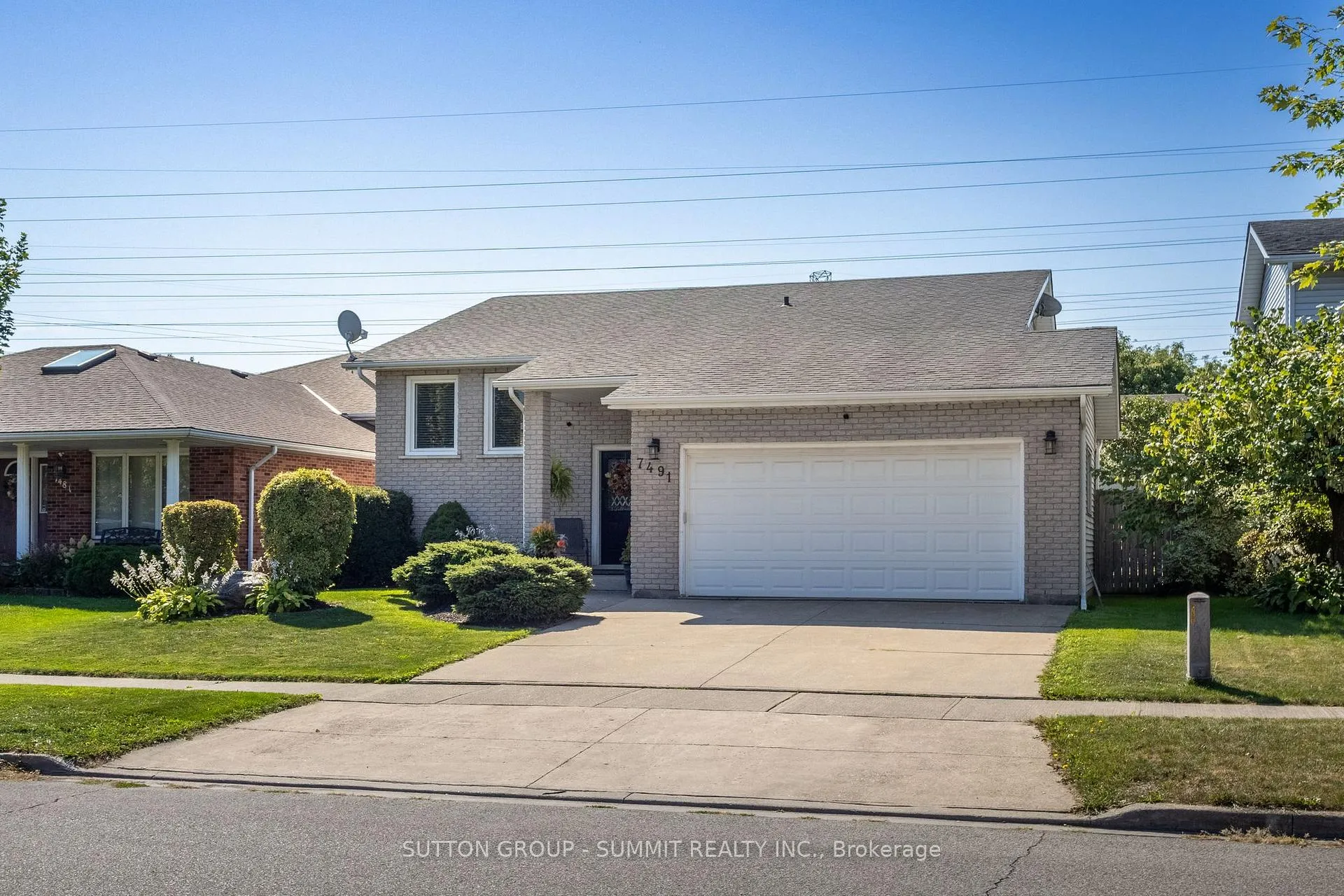 Photo 2 of 7491 Scholfield Road, Niagara Falls, Casey — HOMEH
