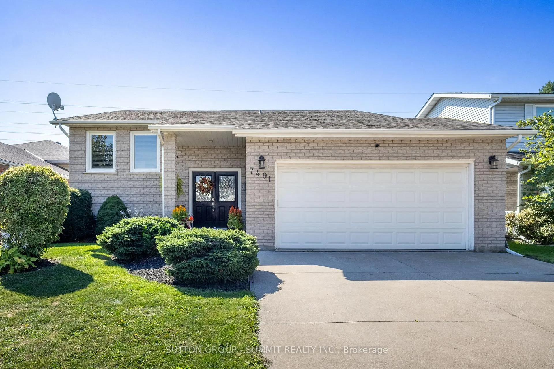 Photo 4 of 7491 Scholfield Road, Niagara Falls, Casey — HOMEH