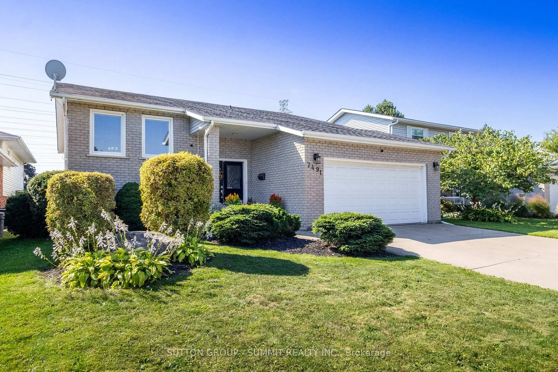 Photo 5 of 7491 Scholfield Road, Niagara Falls, Casey — HOMEH