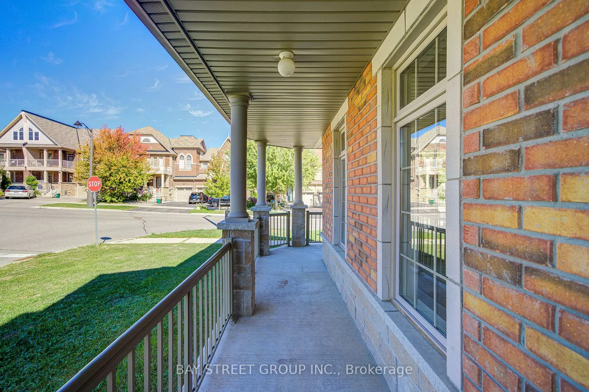 Photo 3 of 30 William Berczy Boulevard, Markham, Berczy — HOMEH