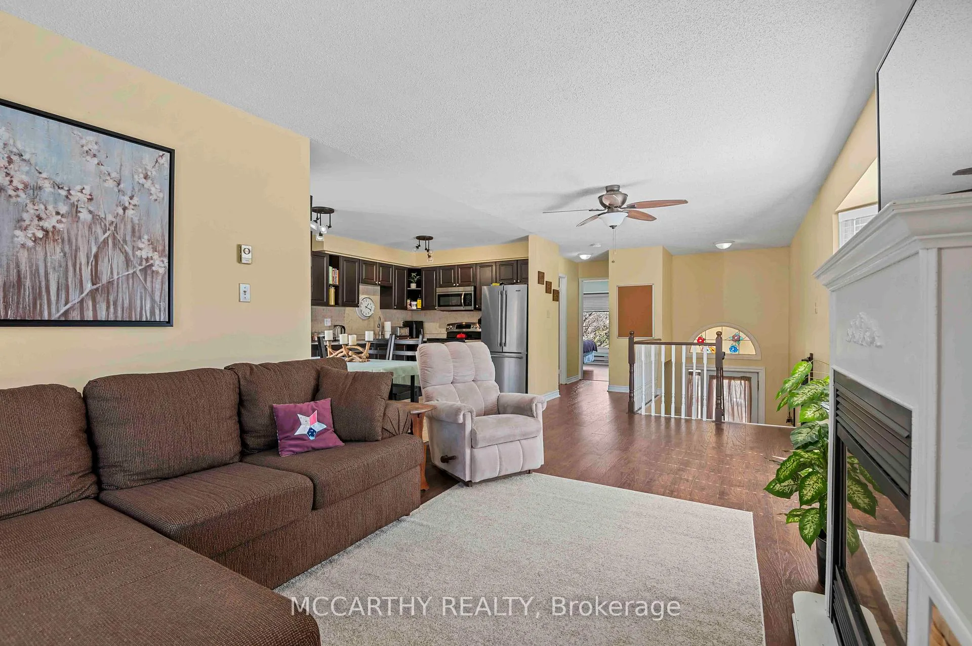 Photo 7 of 300 Shelburne Place, Shelburne — HOMEH