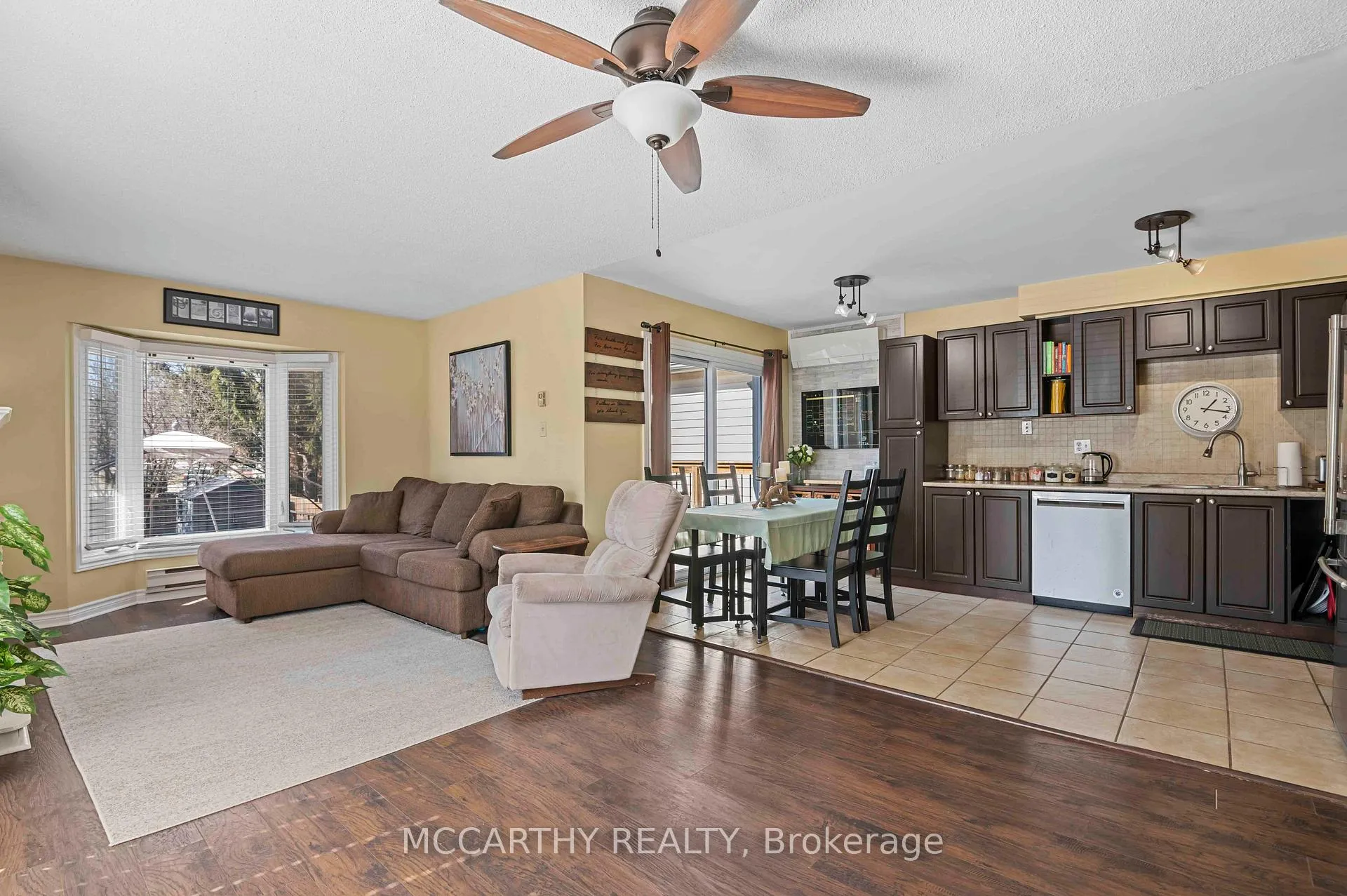 Photo 9 of 300 Shelburne Place, Shelburne — HOMEH