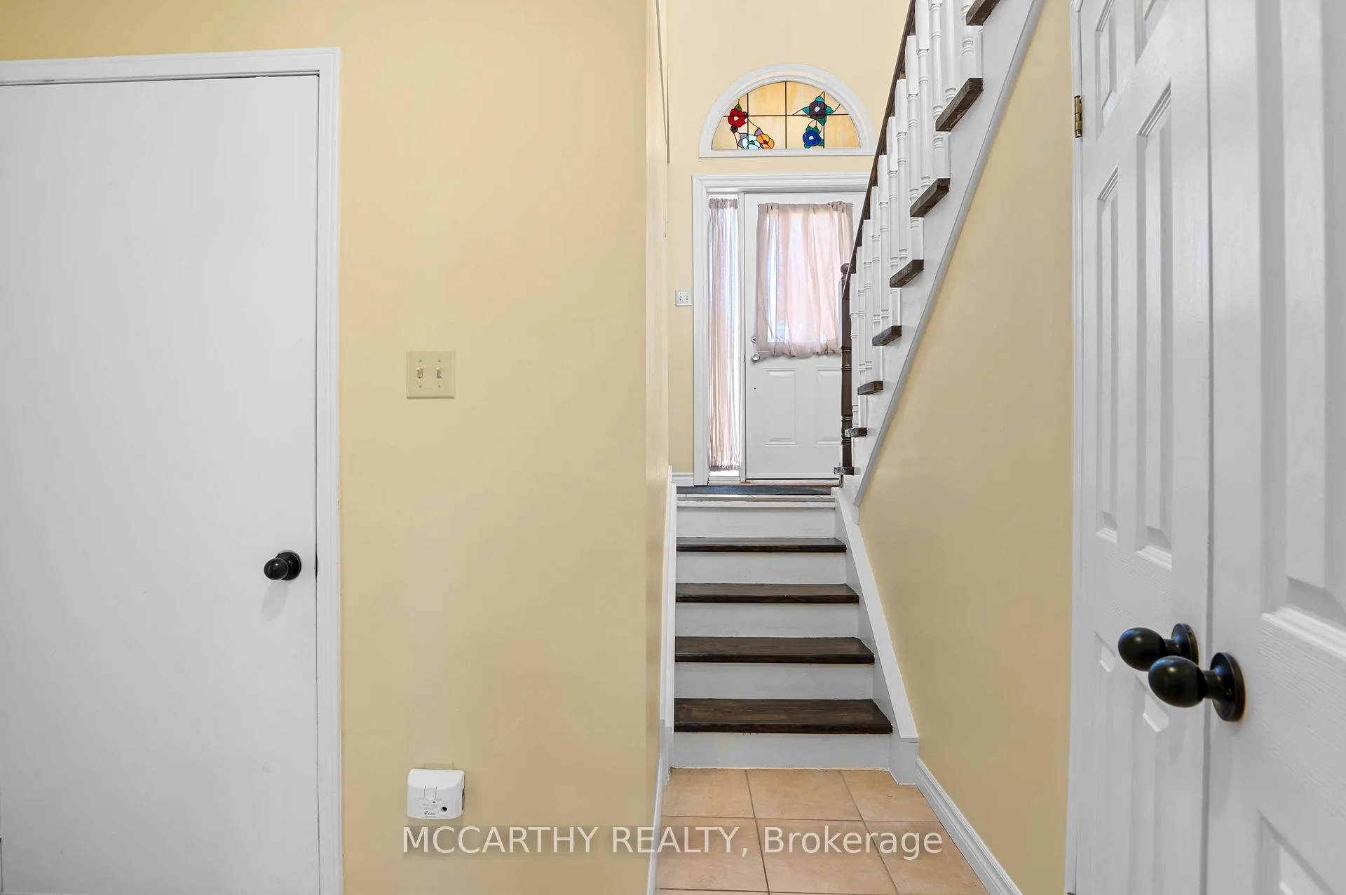 Photo 18 of 300 Shelburne Place, Shelburne — HOMEH
