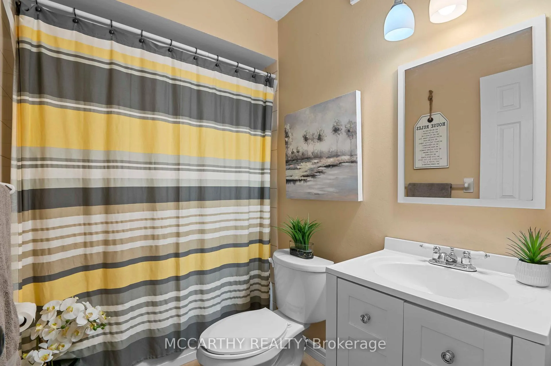 Photo 23 of 300 Shelburne Place, Shelburne — HOMEH