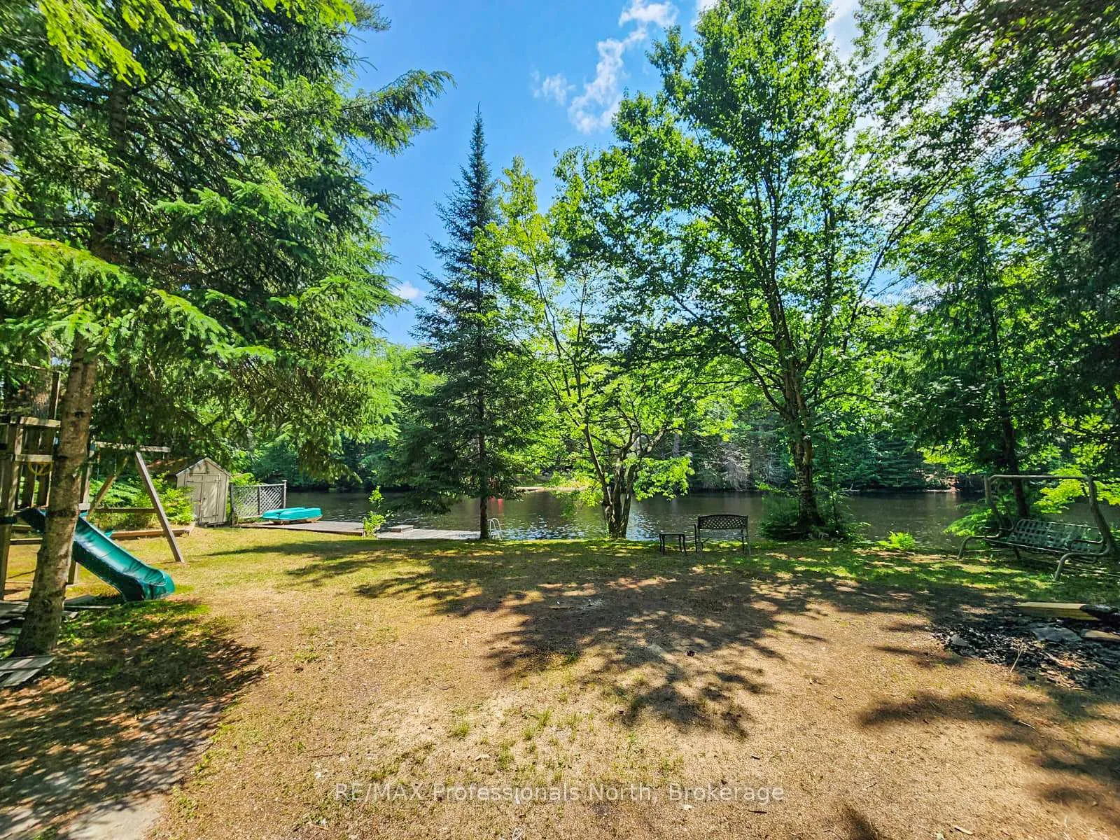 Photo 10 of 1068 Holiday Park Drive, Bracebridge, Macaulay — HOMEH