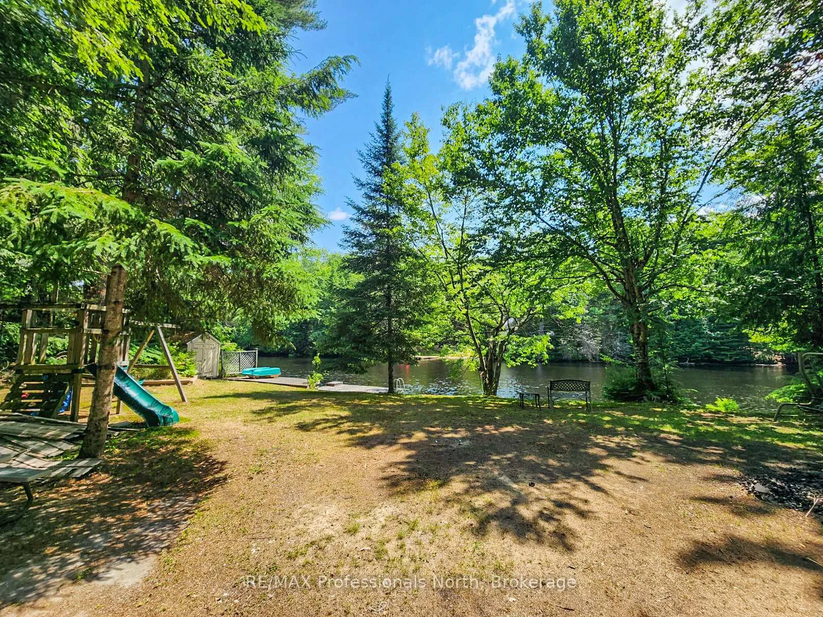 Photo 12 of 1068 Holiday Park Drive, Bracebridge, Macaulay — HOMEH