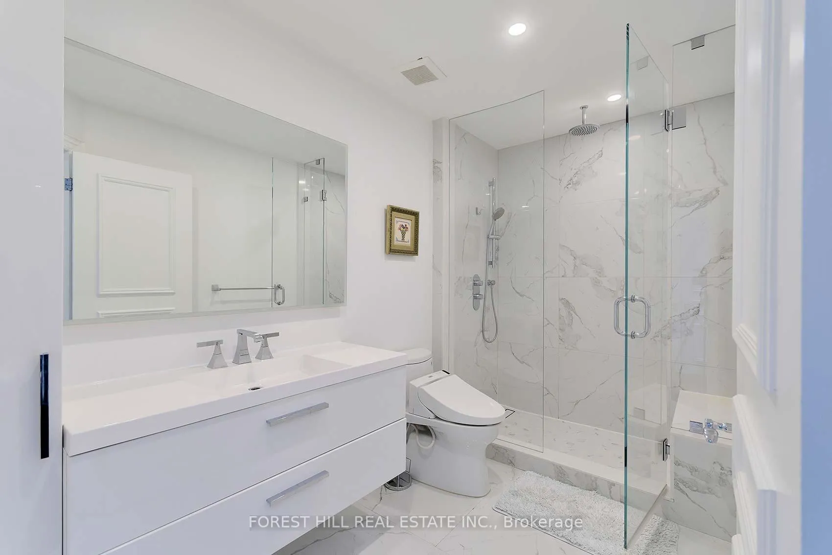 Photo 36 of 16 Forest Ridge Drive, Toronto, Forest Hill North — HOMEH
