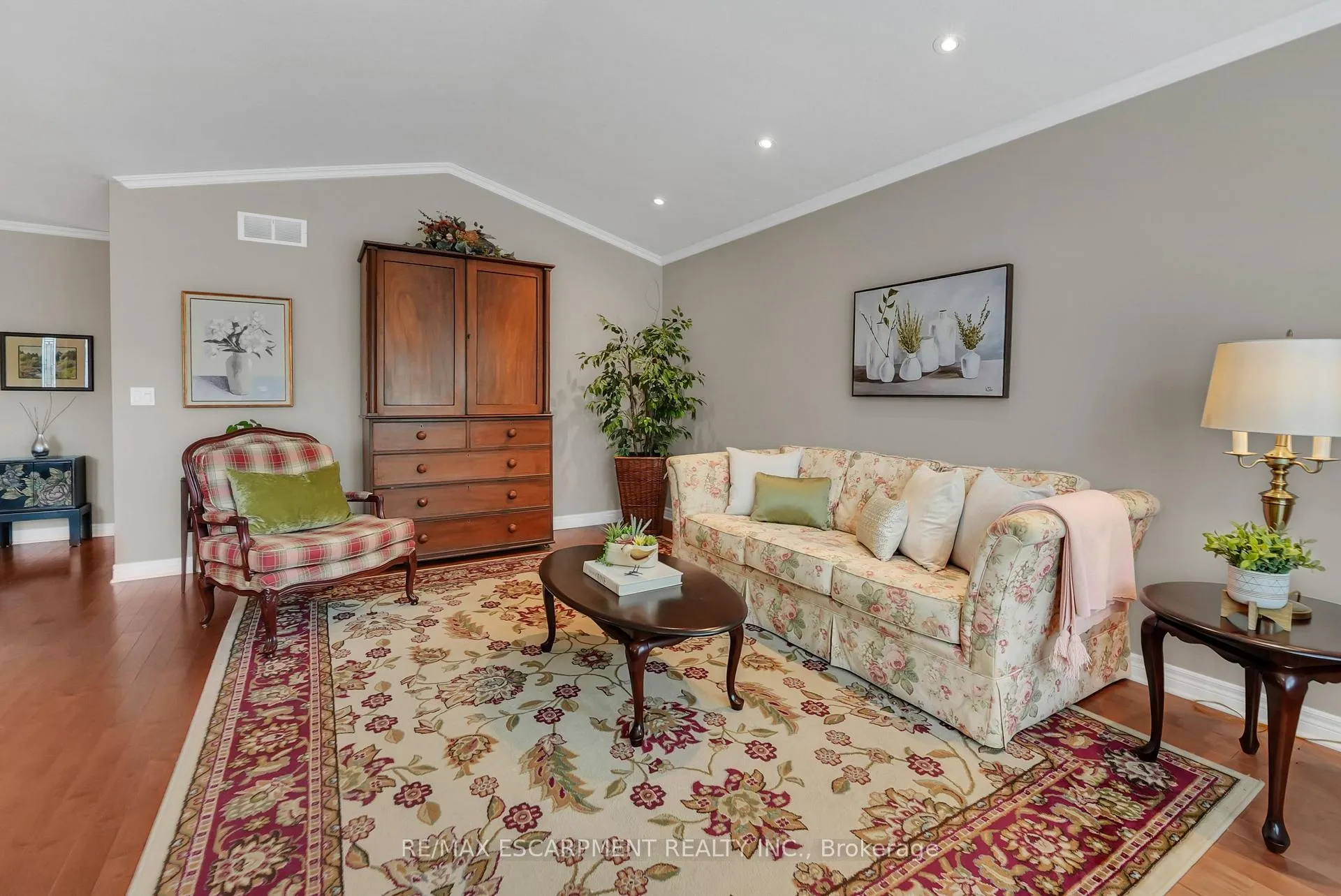 Photo 4 of 3910 Rainbow Lane, Lincoln, Lincoln-Jordan/Vineland — HOMEH