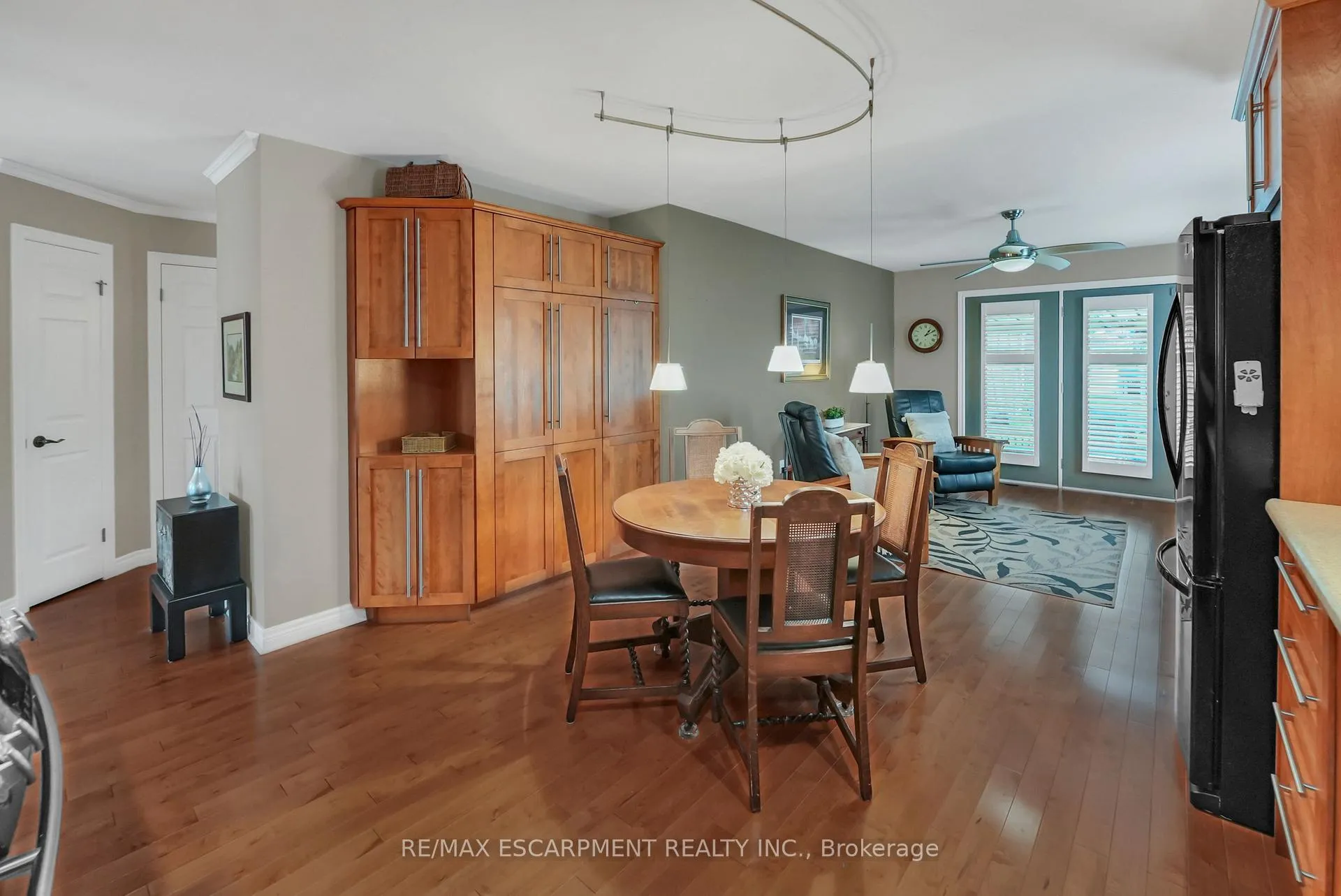 Photo 10 of 3910 Rainbow Lane, Lincoln, Lincoln-Jordan/Vineland — HOMEH
