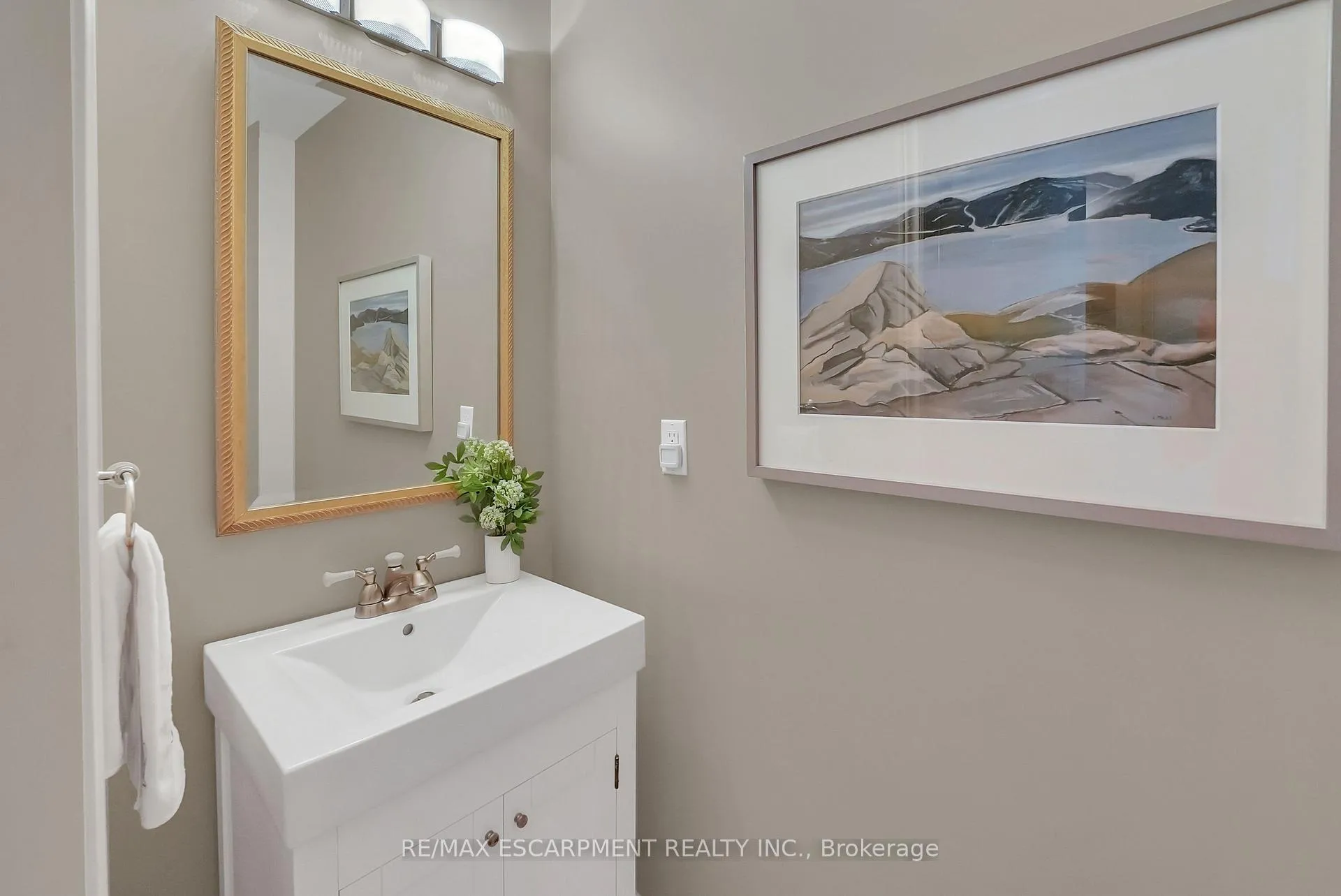 Photo 20 of 3910 Rainbow Lane, Lincoln, Lincoln-Jordan/Vineland — HOMEH