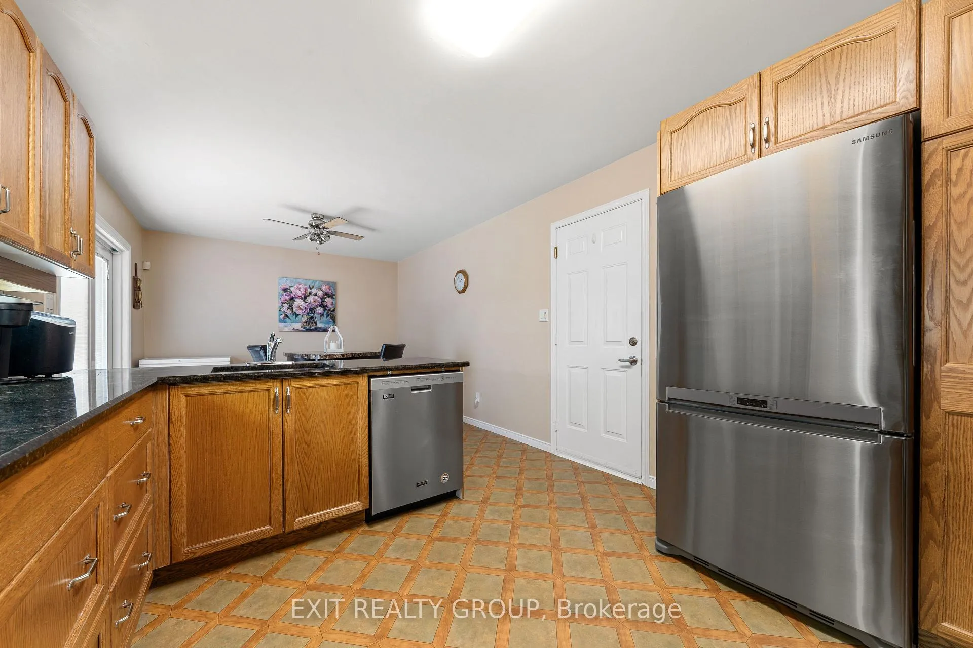 Photo 14 of 44 Bleeker Avenue, Quinte West, Sidney Ward — HOMEH