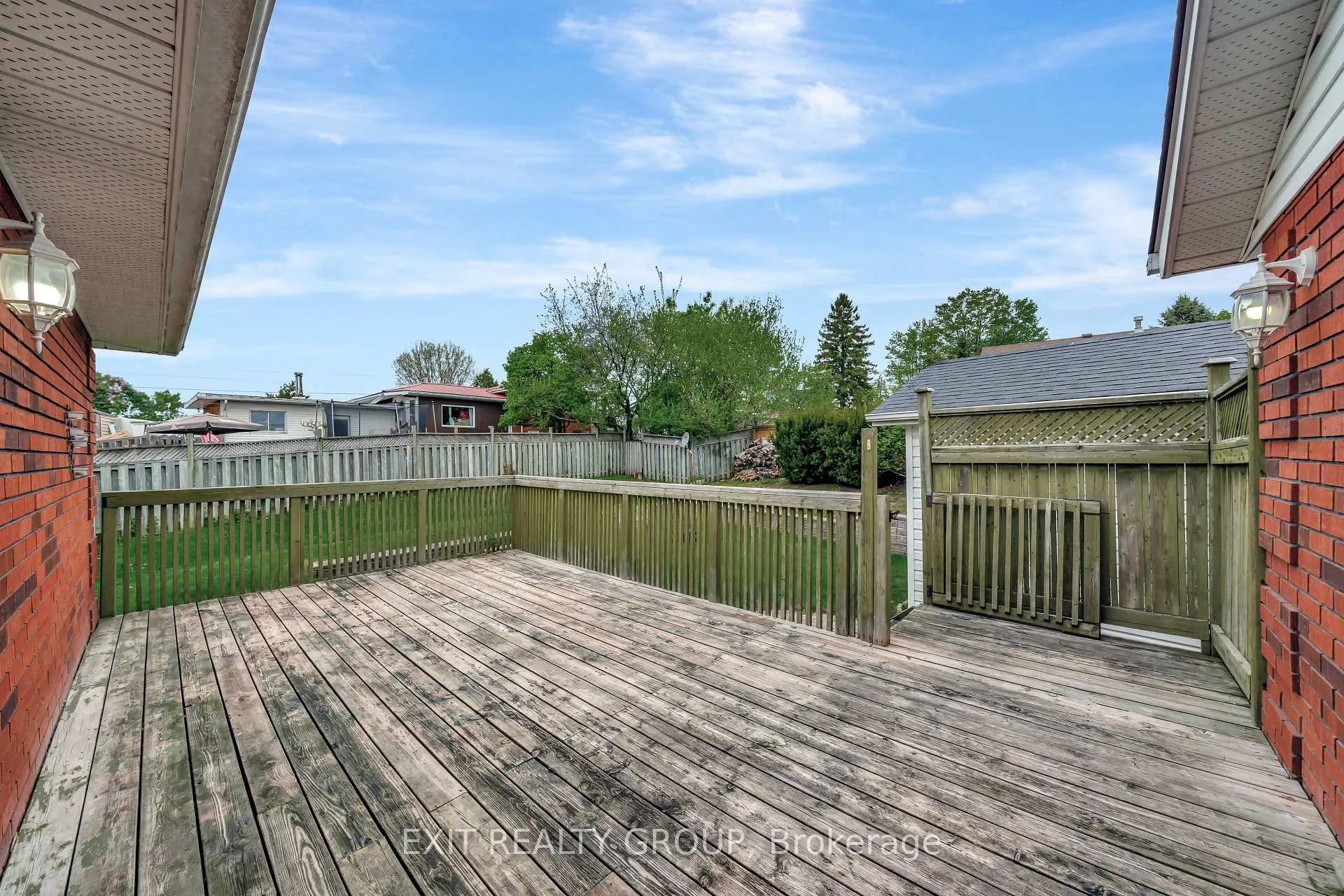Photo 33 of 44 Bleeker Avenue, Quinte West, Sidney Ward — HOMEH