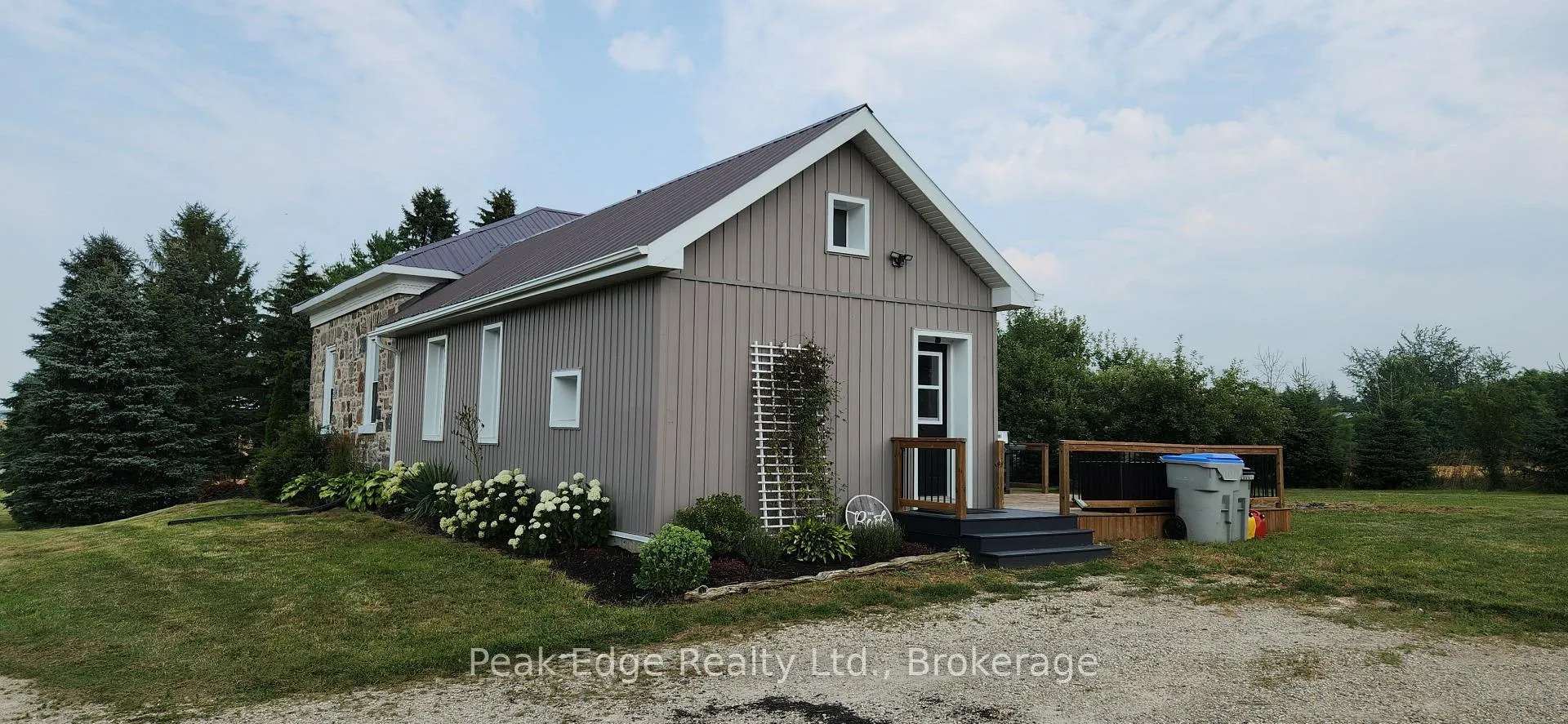 Photo 26 of 40949 Amberley Road, Morris Turnberry, Morris — HOMEH