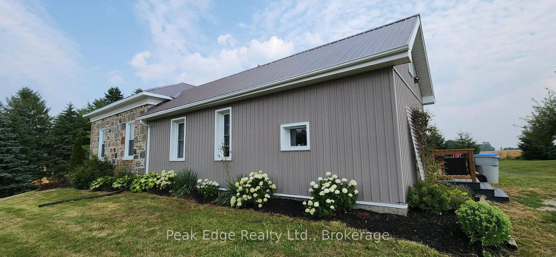 Photo 28 of 40949 Amberley Road, Morris Turnberry, Morris — HOMEH