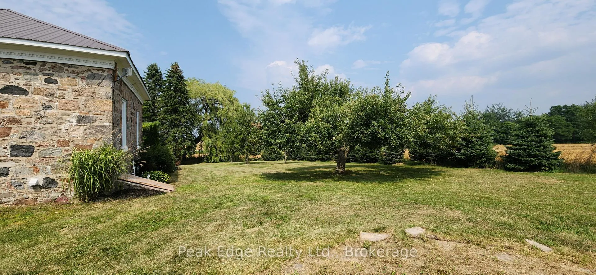 Photo 32 of 40949 Amberley Road, Morris Turnberry, Morris — HOMEH