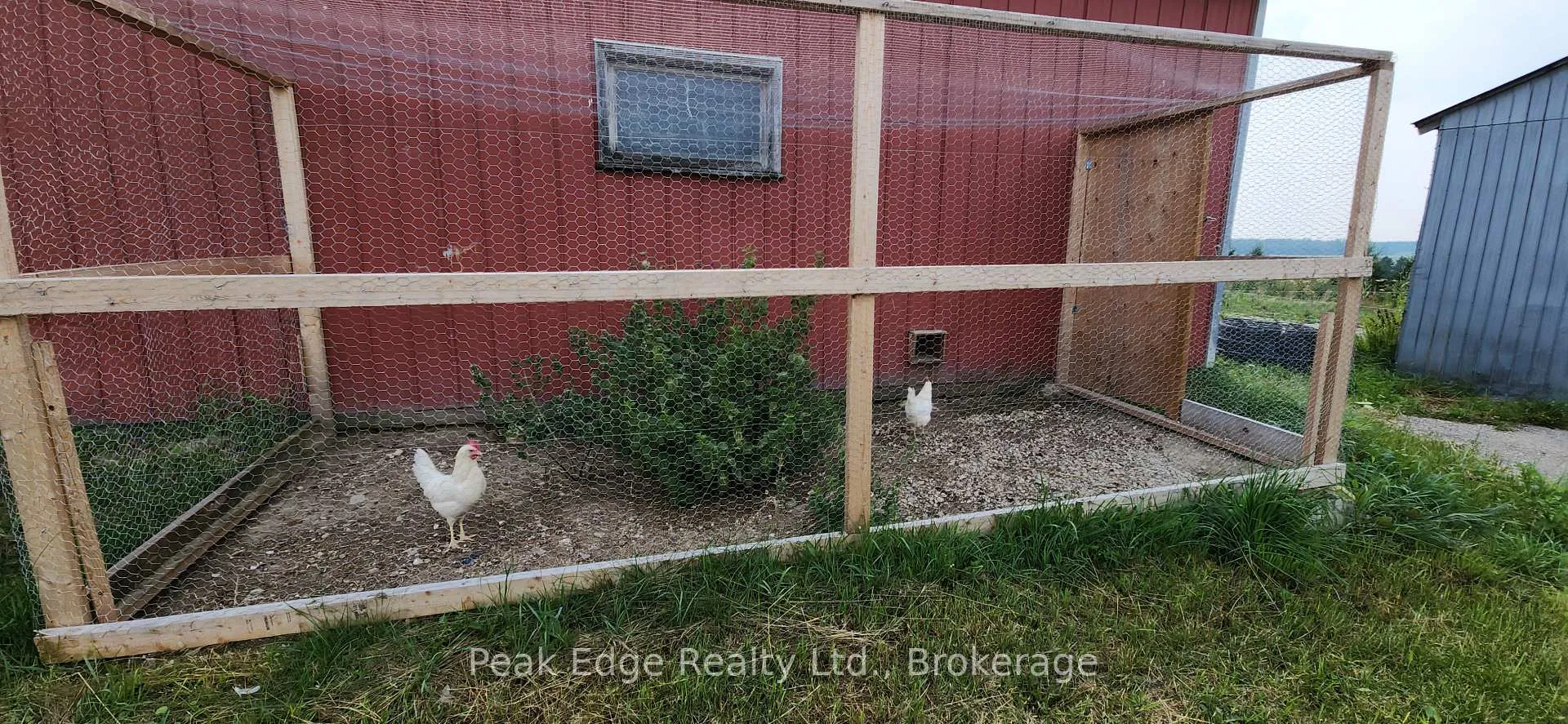 Photo 35 of 40949 Amberley Road, Morris Turnberry, Morris — HOMEH