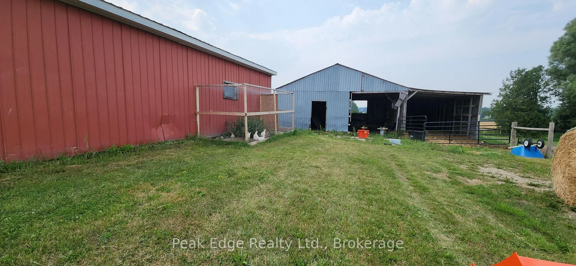 Photo 42 of 40949 Amberley Road, Morris Turnberry, Morris — HOMEH