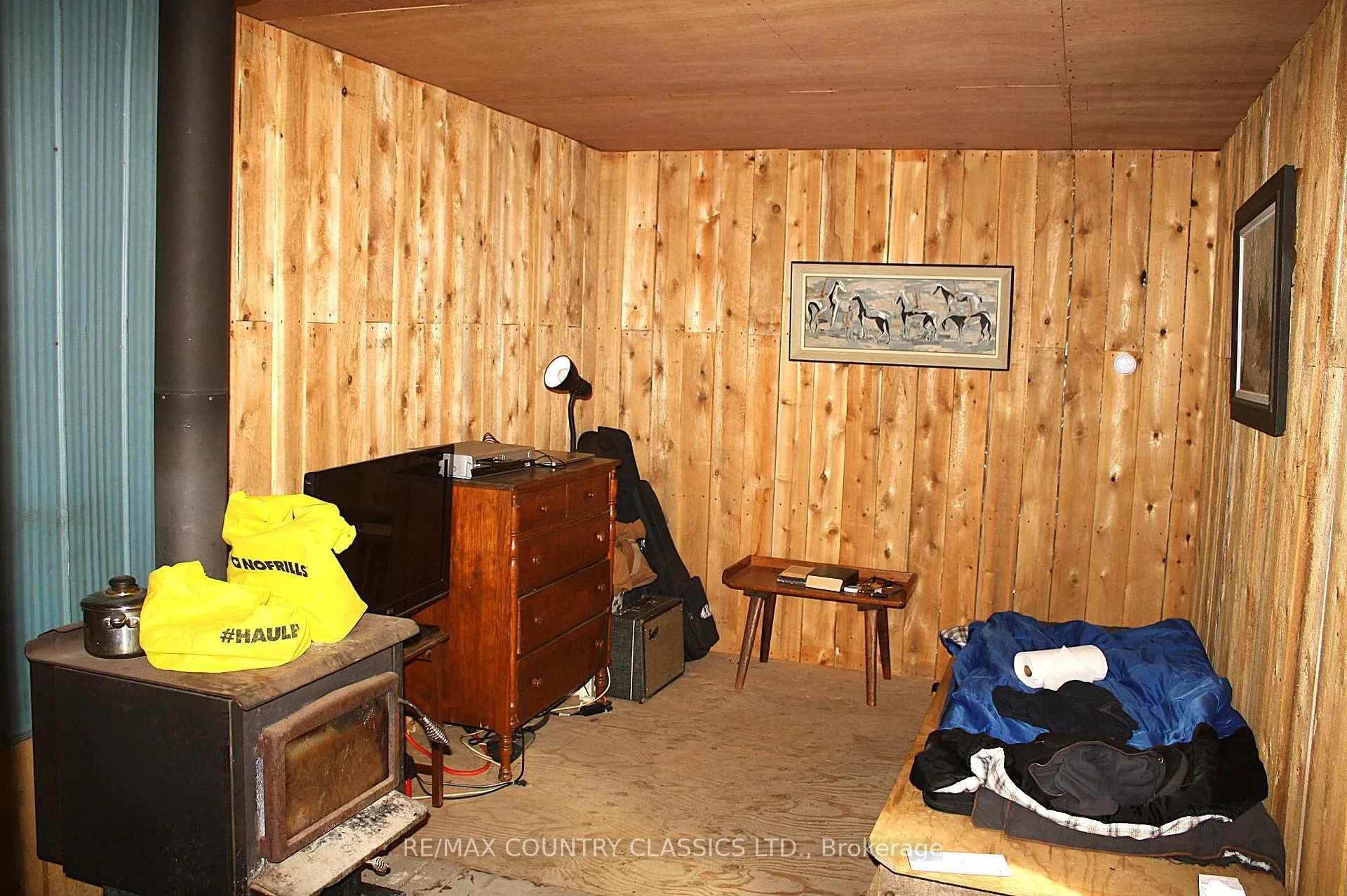 Photo 9 of 730 Airport Road, Hastings Highlands, Herschel Ward — HOMEH
