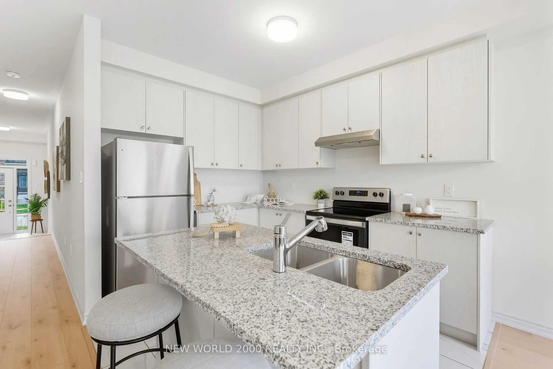 Photo 11 of 533 Worden Street, Cobourg — HOMEH