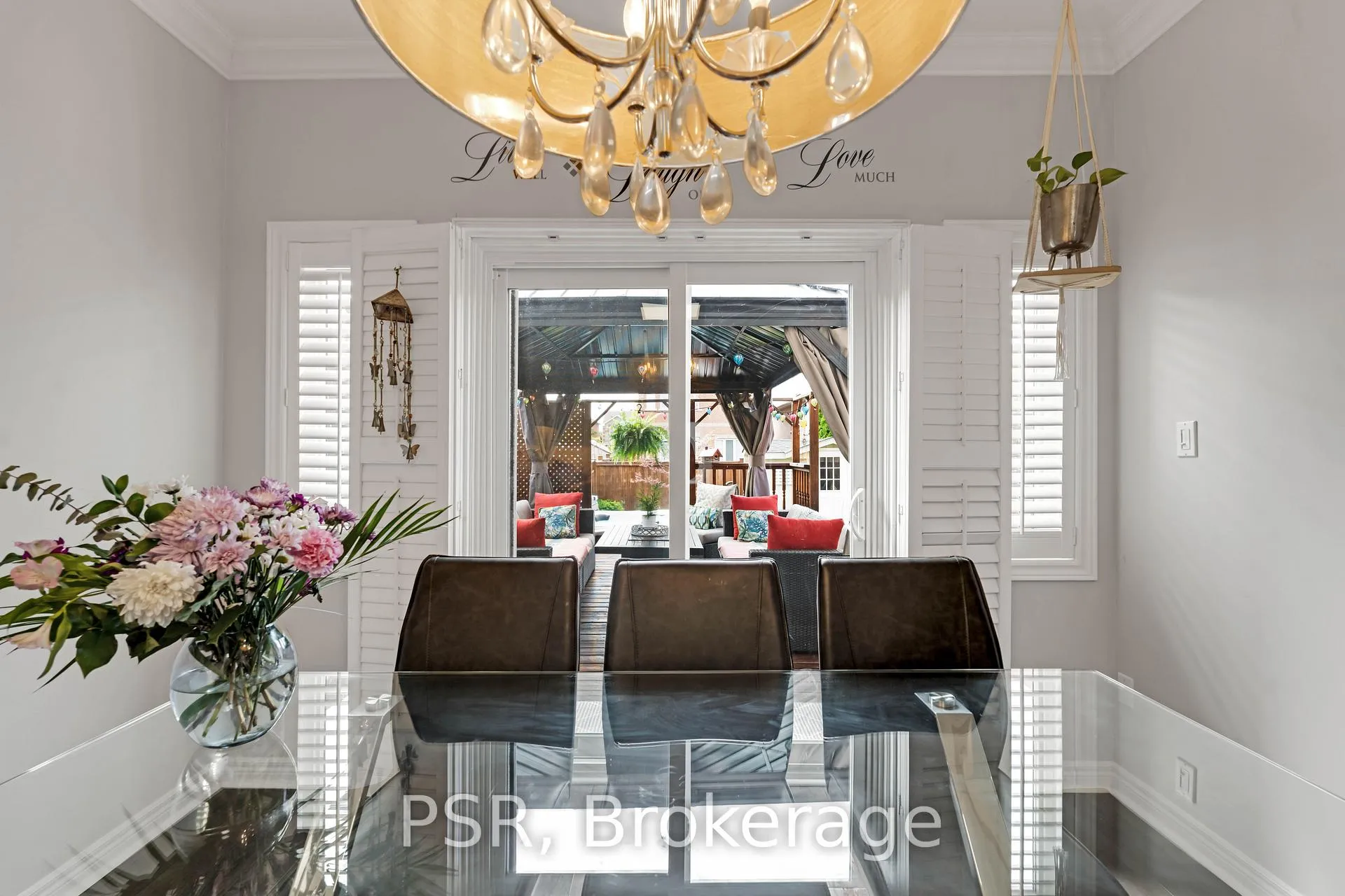 Photo 19 of 108 Villandry Crescent, Vaughan, Maple — HOMEH
