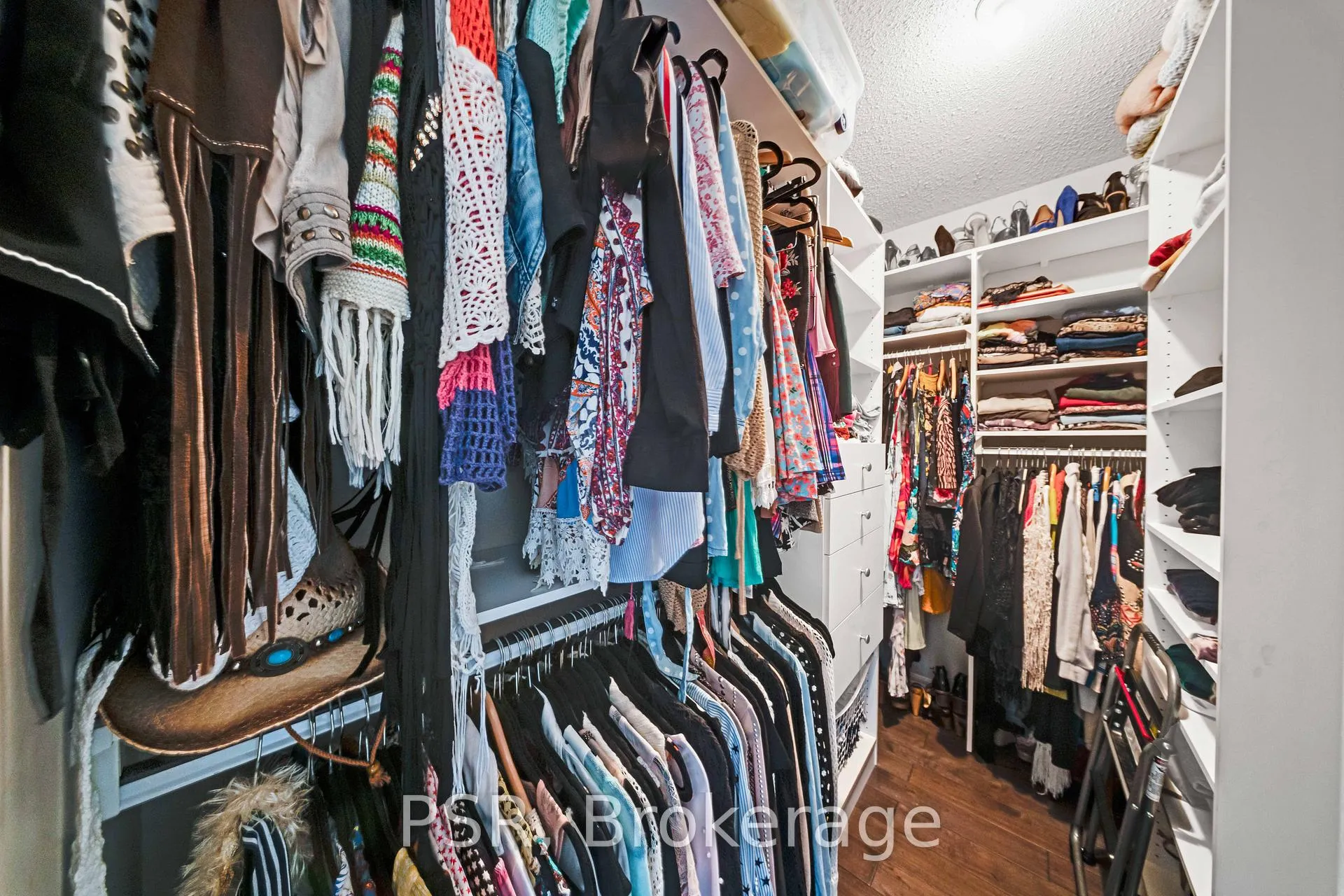 Photo 27 of 108 Villandry Crescent, Vaughan, Maple — HOMEH