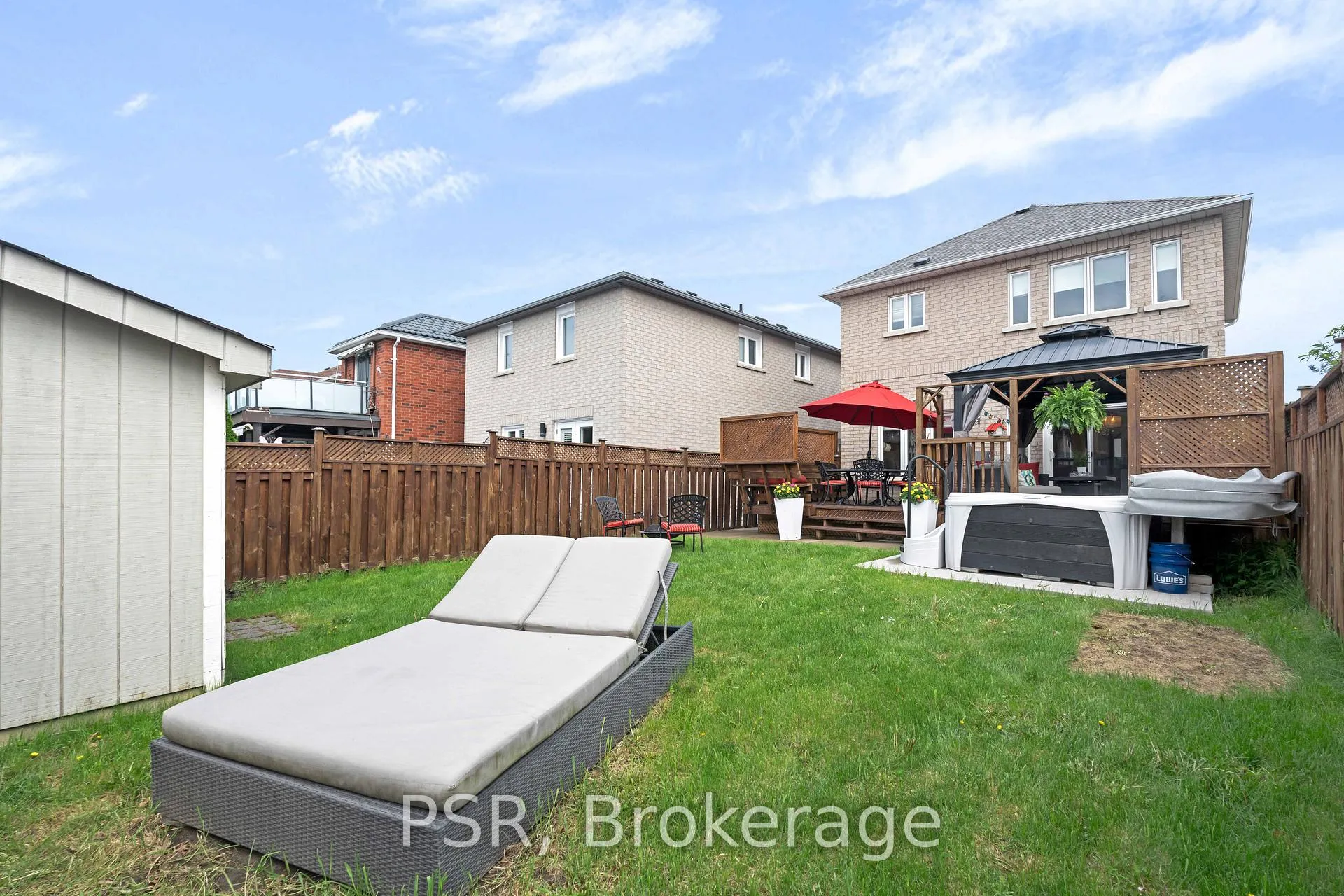 Photo 42 of 108 Villandry Crescent, Vaughan, Maple — HOMEH