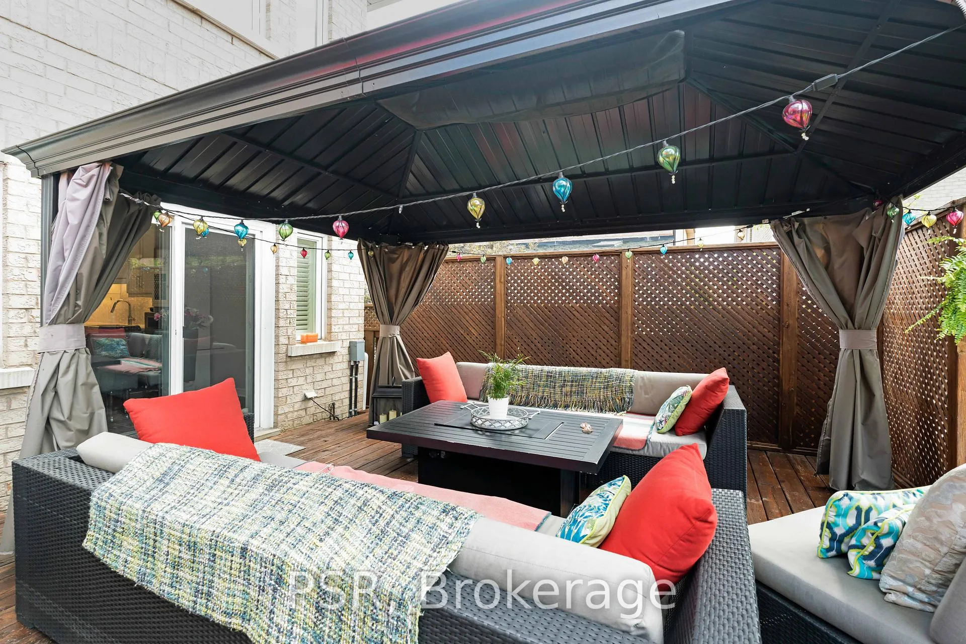 Photo 45 of 108 Villandry Crescent, Vaughan, Maple — HOMEH