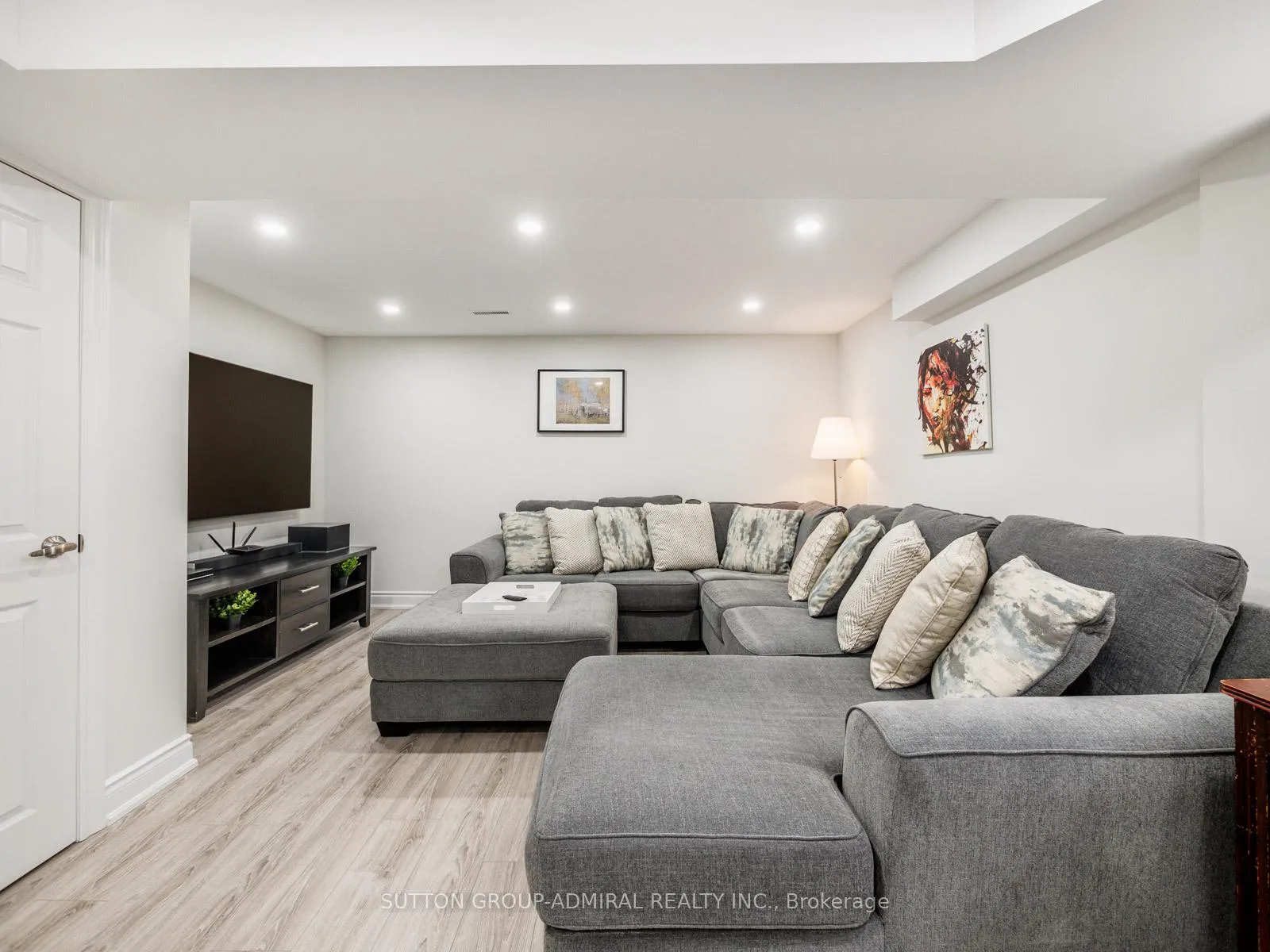 Photo 30 of 2 Marathon Avenue, Vaughan, Patterson — HOMEH