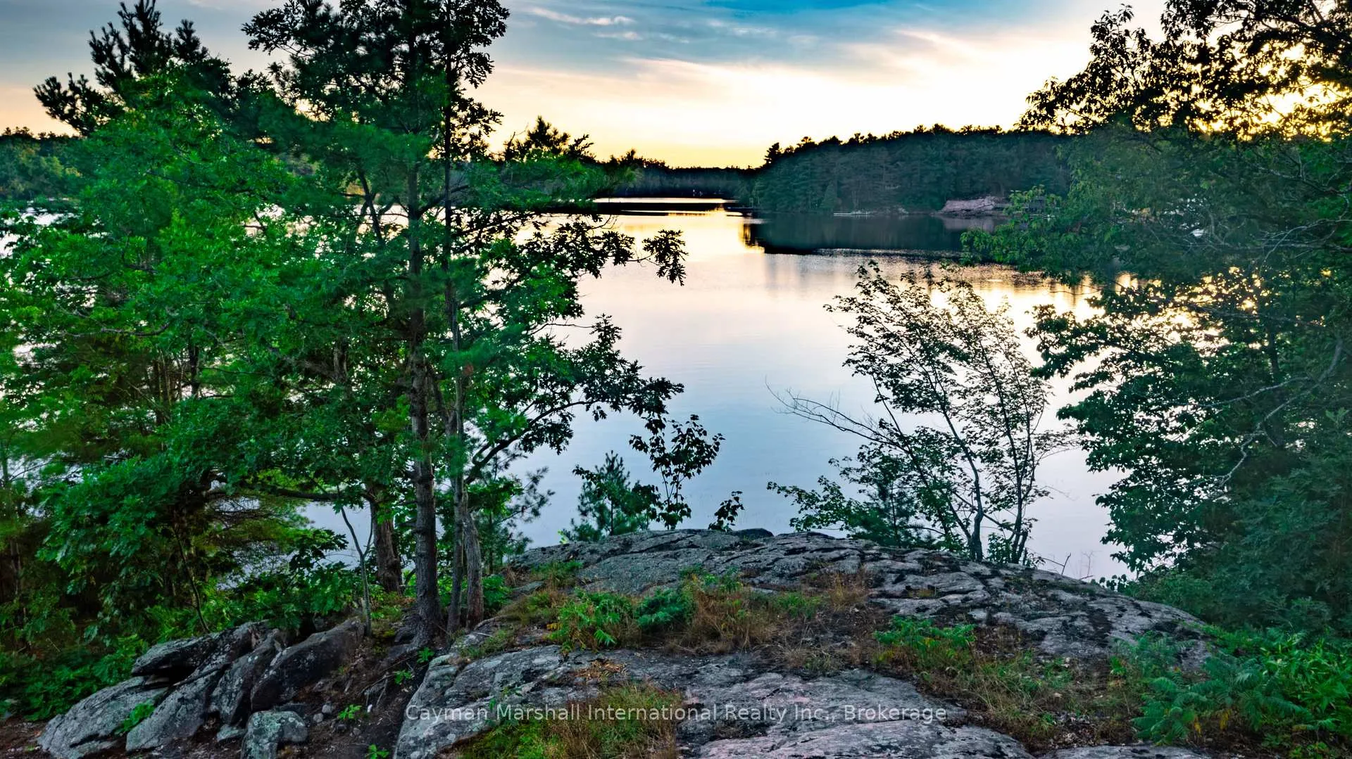 Photo 11 of Riverside Trail, Gravenhurst, Wood (Gravenhurst) — HOMEH