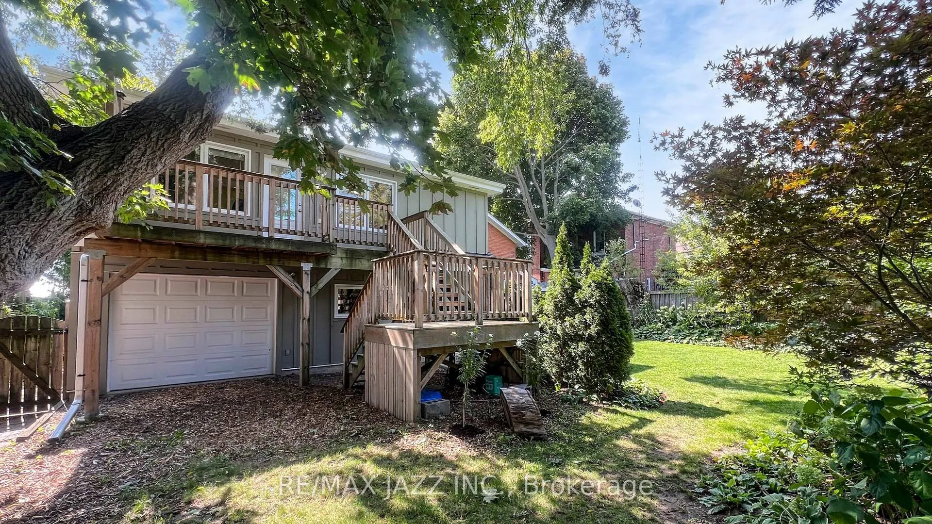 Photo 38 of 76 Queen Street, Clarington, Bowmanville — HOMEH