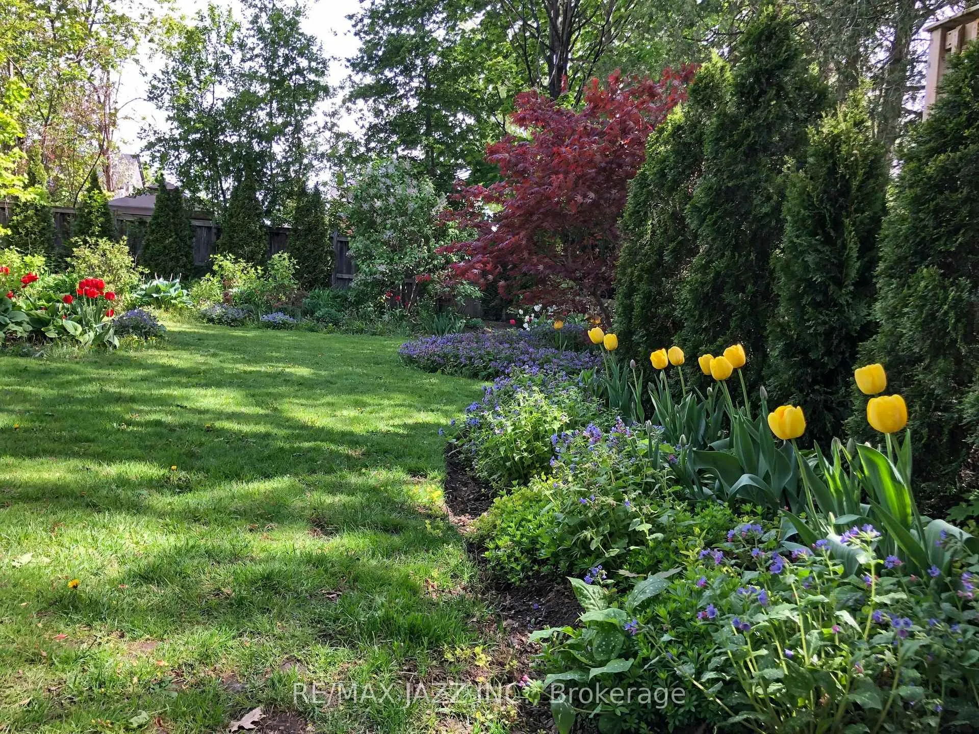 Photo 40 of 76 Queen Street, Clarington, Bowmanville — HOMEH