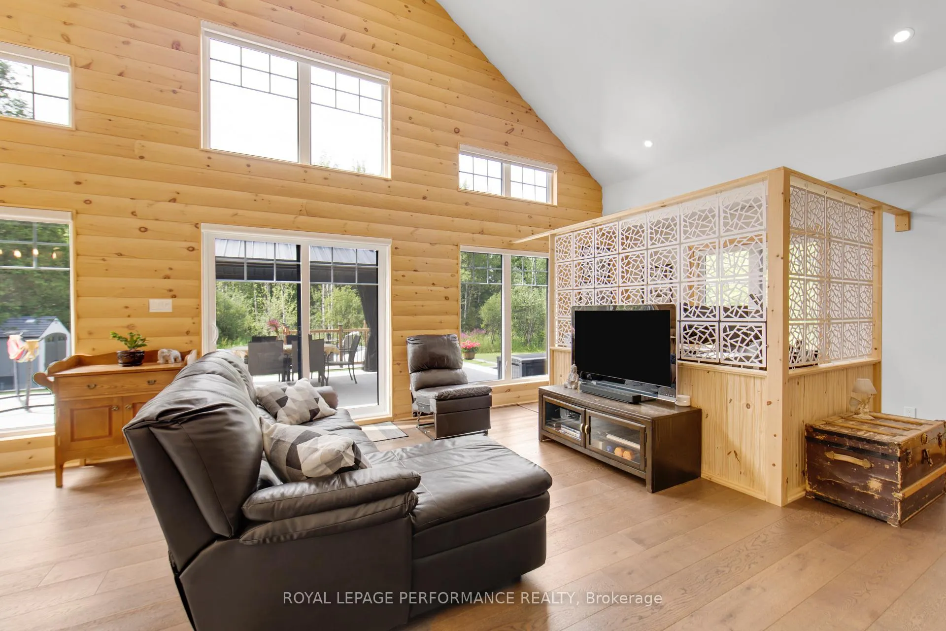 Photo 6 of 19442 Kenyon Rd Conc 1 Concession, North Glengarry, North Glengarry (Kenyon) Twp — HOMEH