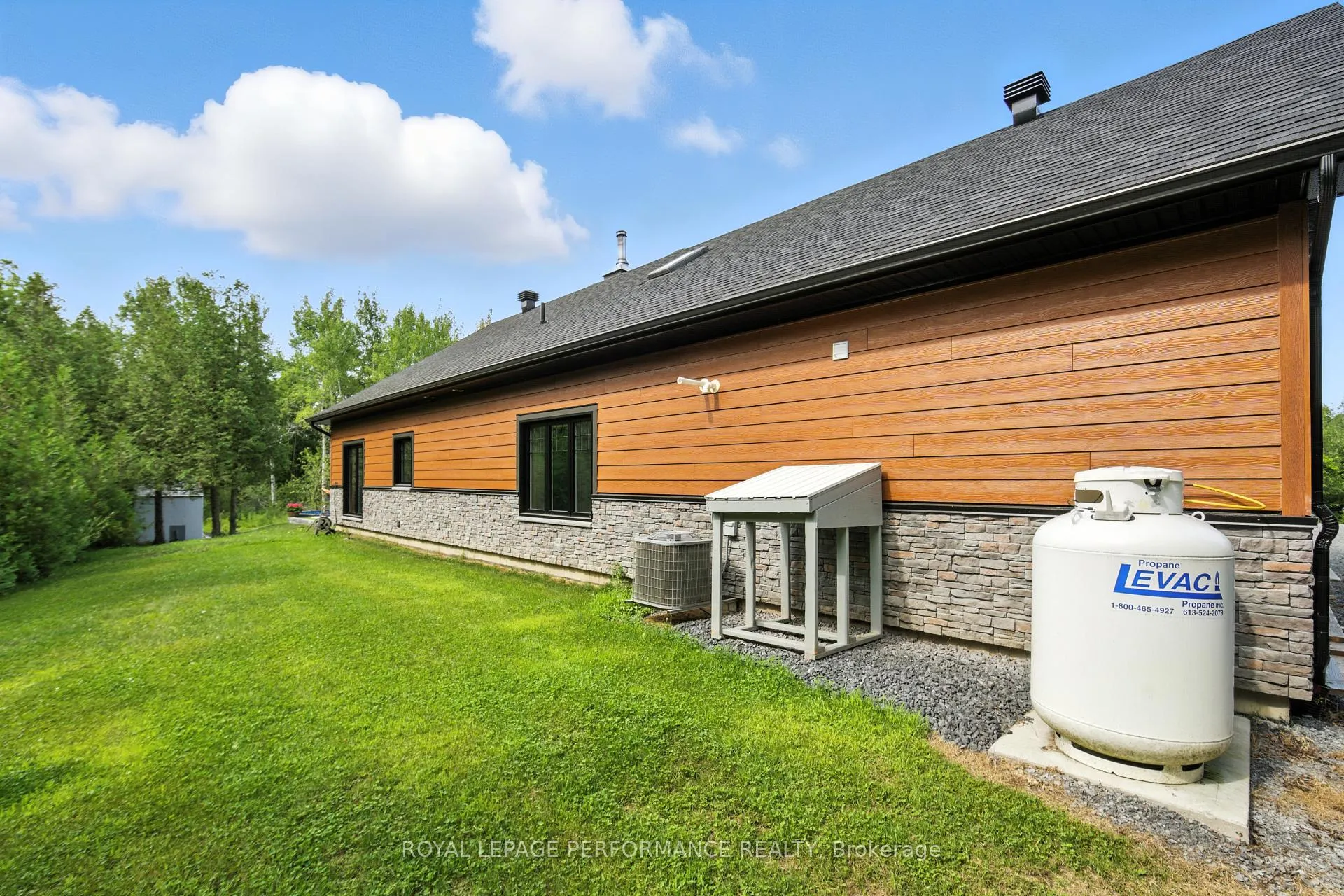 Photo 38 of 19442 Kenyon Rd Conc 1 Concession, North Glengarry, North Glengarry (Kenyon) Twp — HOMEH