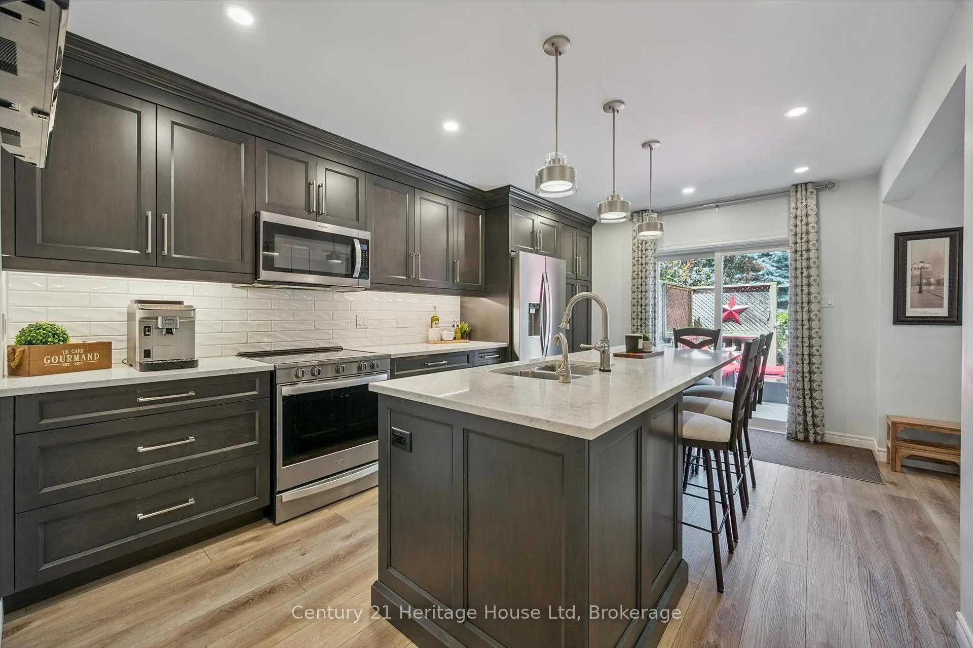 Photo 1 of 685 Willow Road, Guelph, Willow West/Sugarbush/West Acres — HOMEH