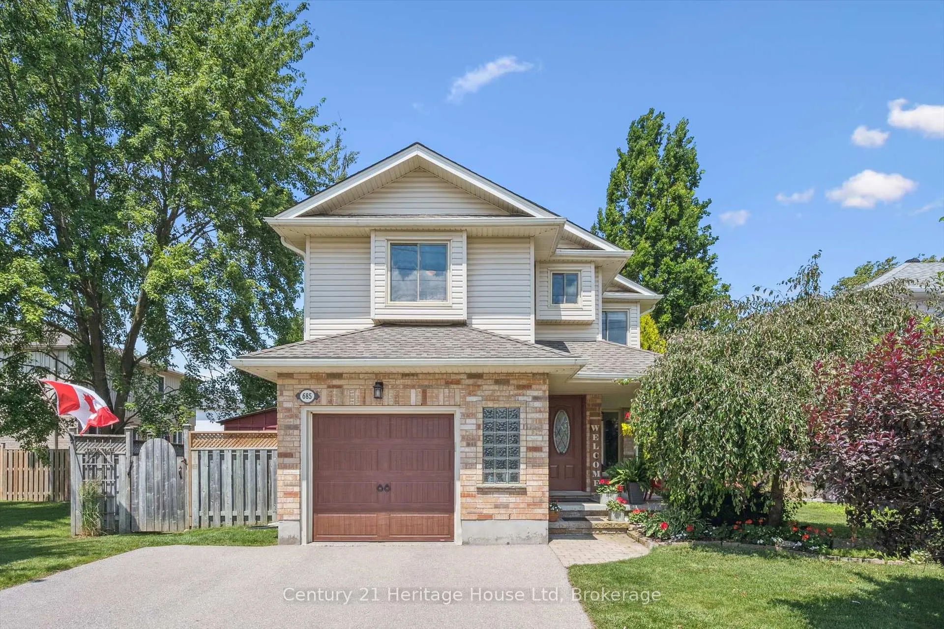 Photo 2 of 685 Willow Road, Guelph, Willow West/Sugarbush/West Acres — HOMEH