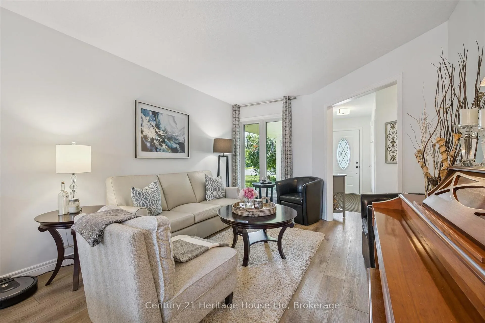 Photo 7 of 685 Willow Road, Guelph, Willow West/Sugarbush/West Acres — HOMEH