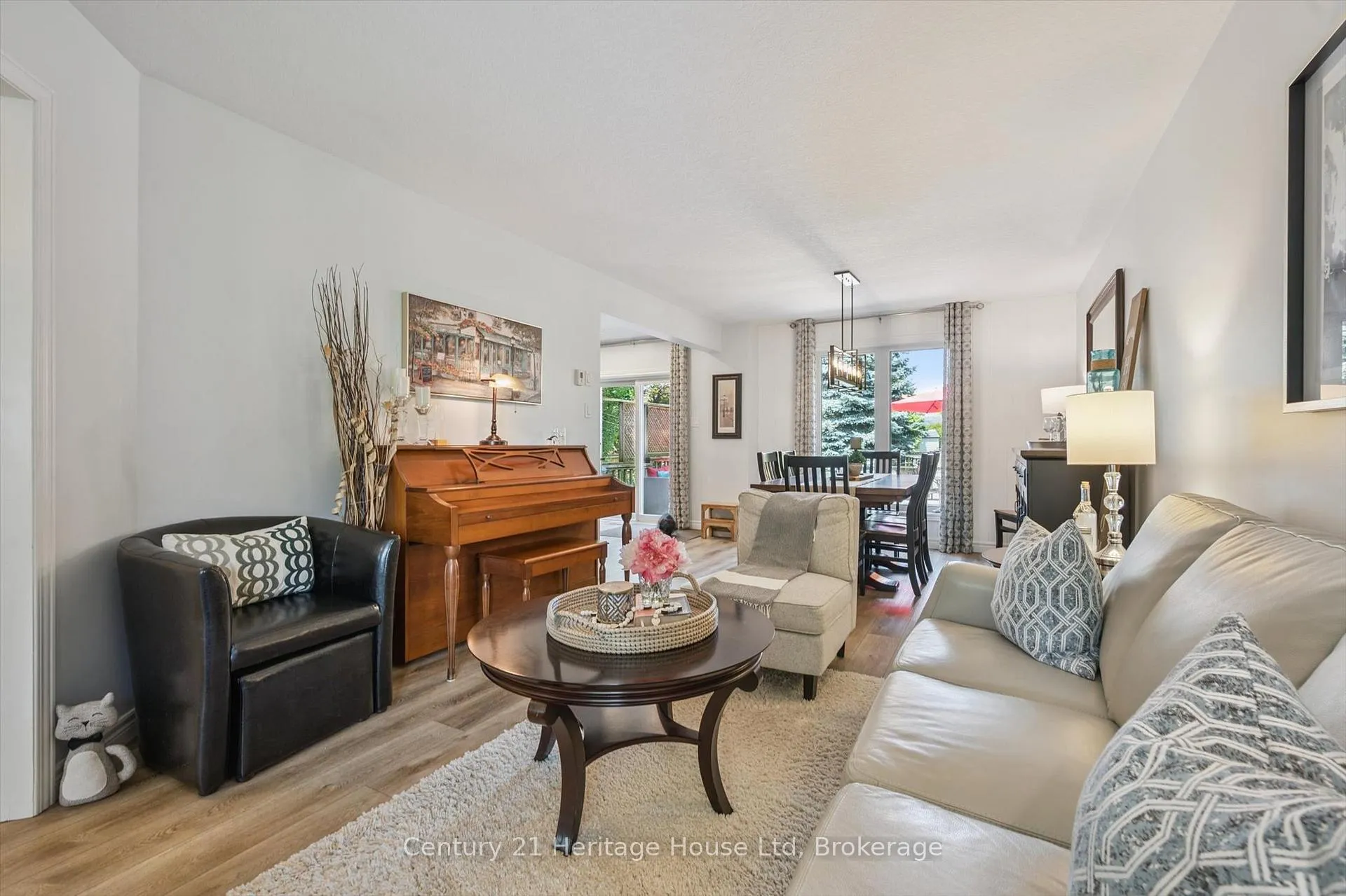 Photo 10 of 685 Willow Road, Guelph, Willow West/Sugarbush/West Acres — HOMEH