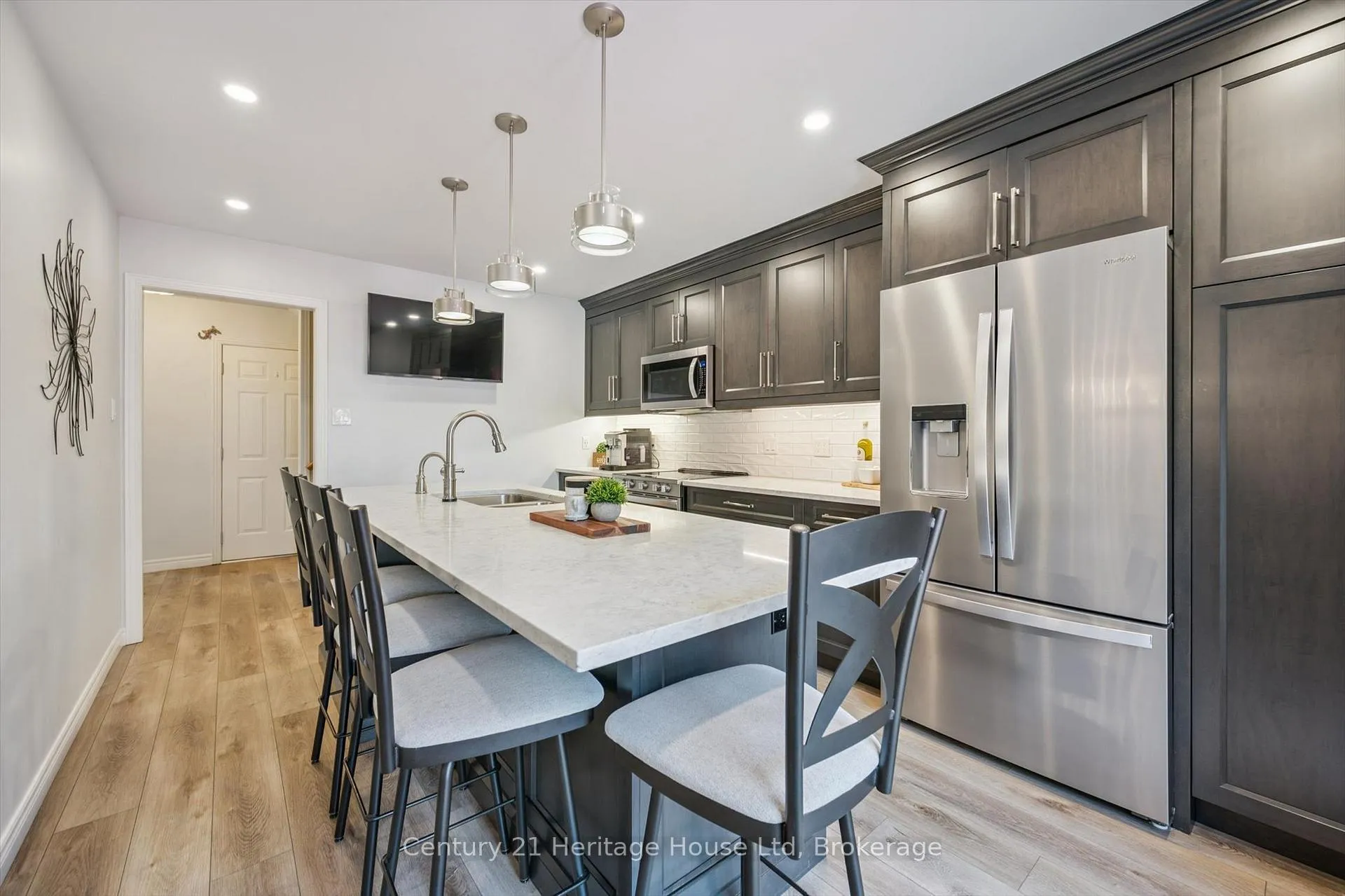 Photo 14 of 685 Willow Road, Guelph, Willow West/Sugarbush/West Acres — HOMEH