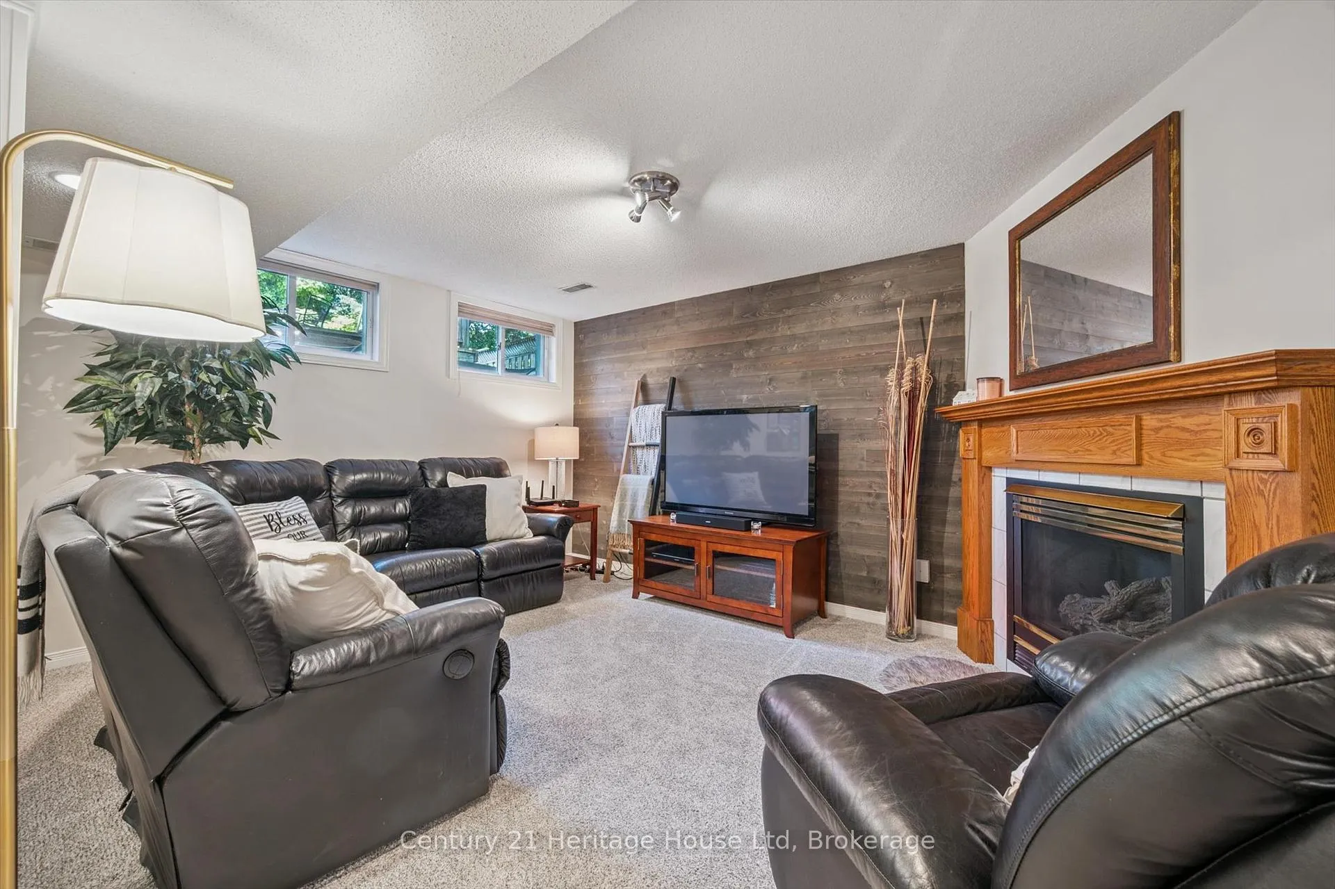 Photo 26 of 685 Willow Road, Guelph, Willow West/Sugarbush/West Acres — HOMEH