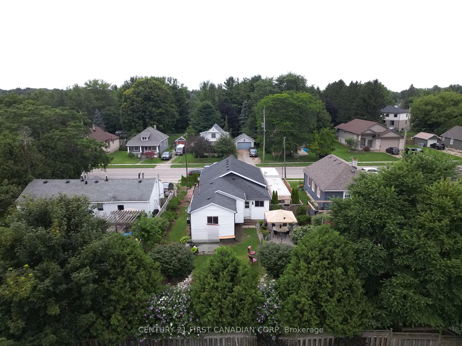 Photo 31 of 8591 Glendon Drive, Strathroy-Caradoc, Mount Brydges — HOMEH