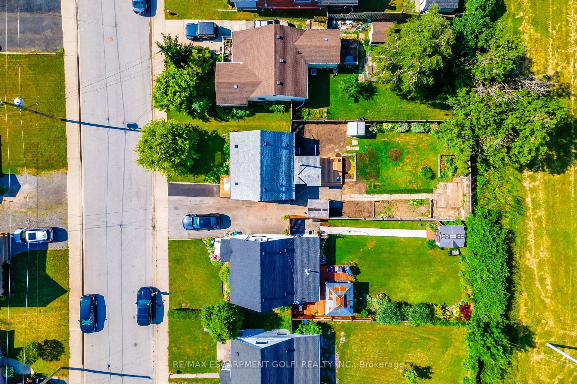 Photo 26 of 4313 Sixth Avenue, Niagara Falls, Cherrywood — HOMEH
