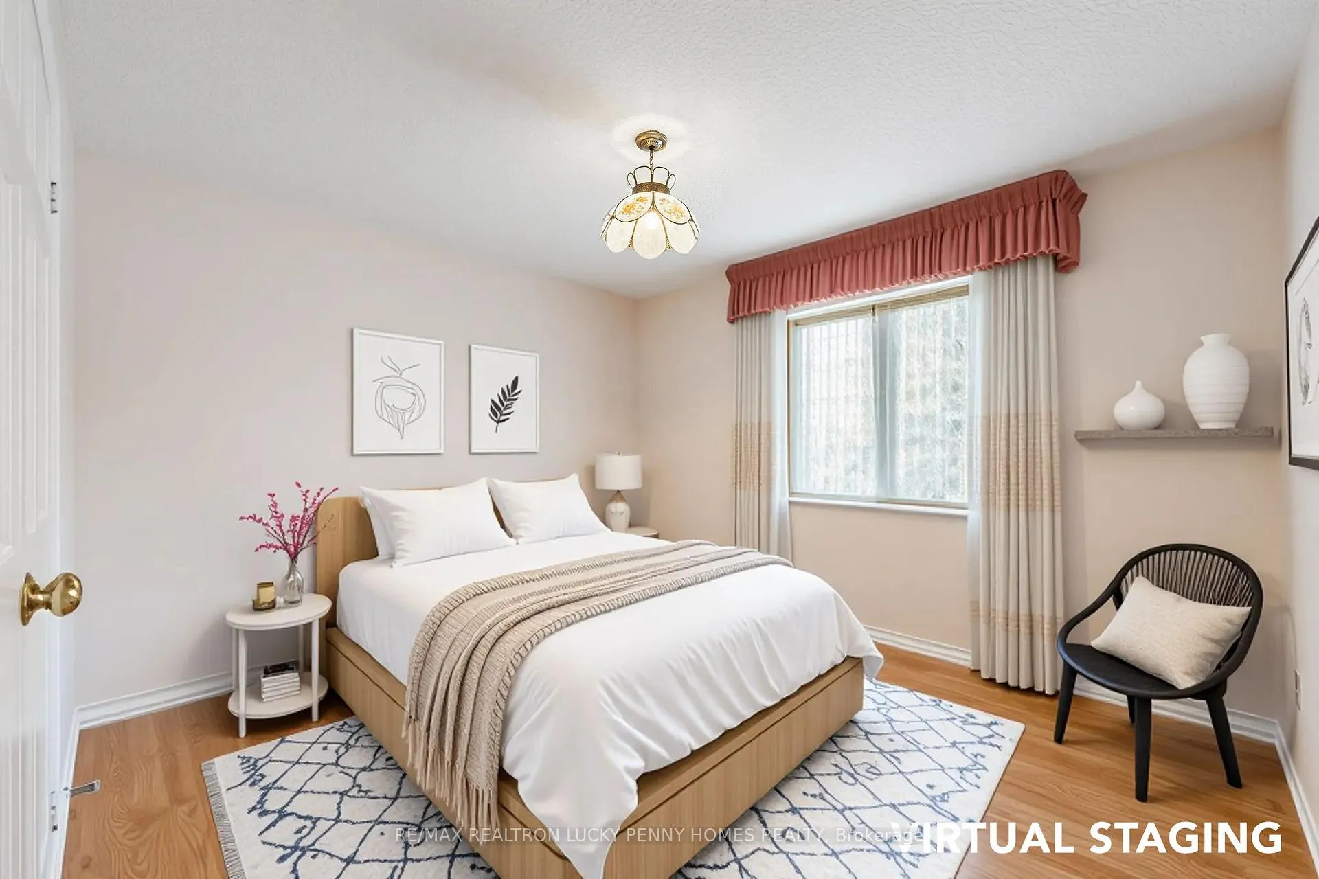Photo 20 of 47 Tomlinson Circle, Markham, Buttonville — HOMEH