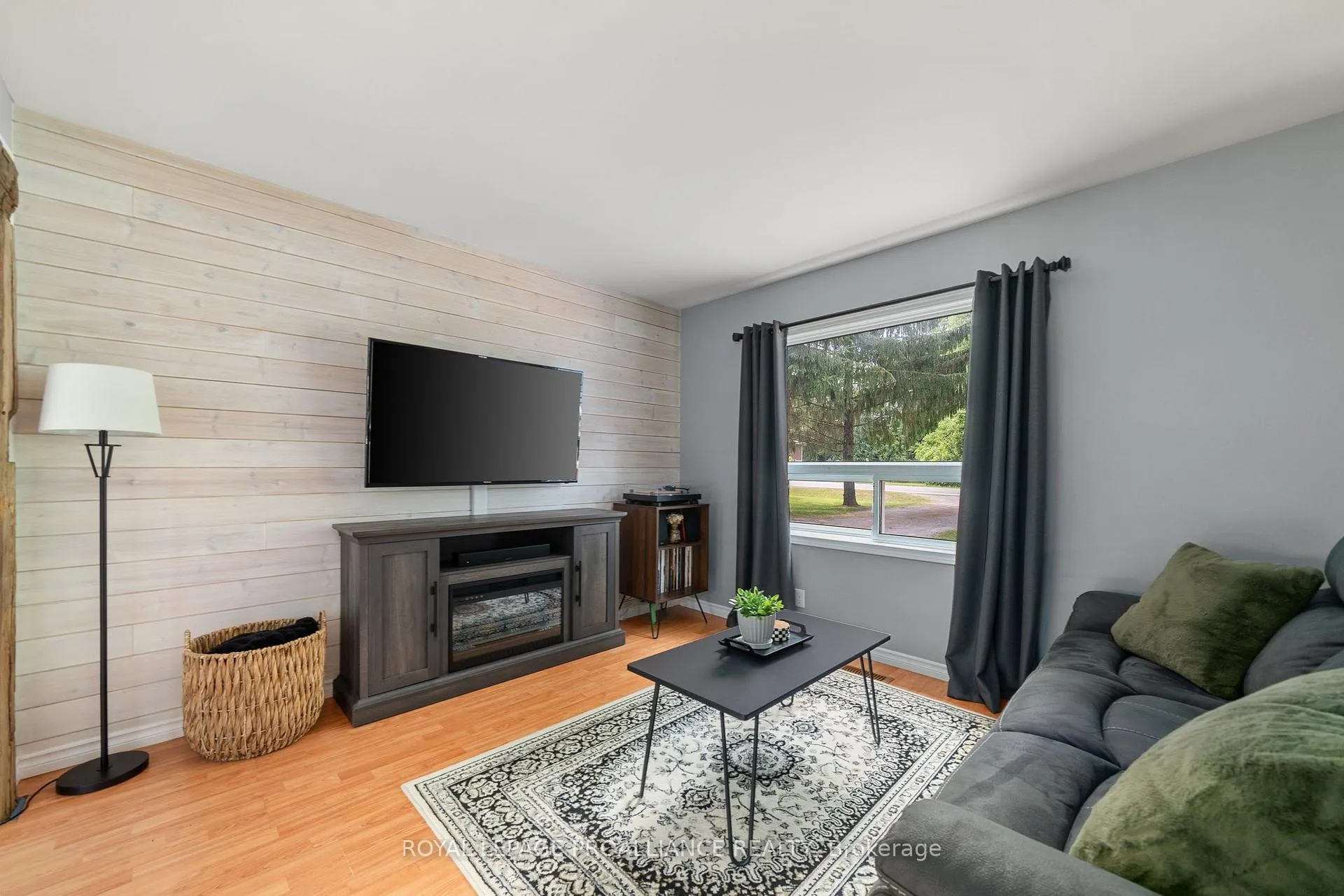 Photo 21 of 256 Old Madoc Road, Belleville, Thurlow Ward — HOMEH