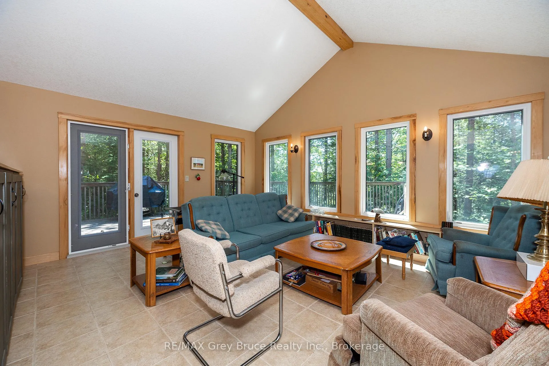 Photo 7 of 216152 Concession 4 Road, Chatsworth — HOMEH
