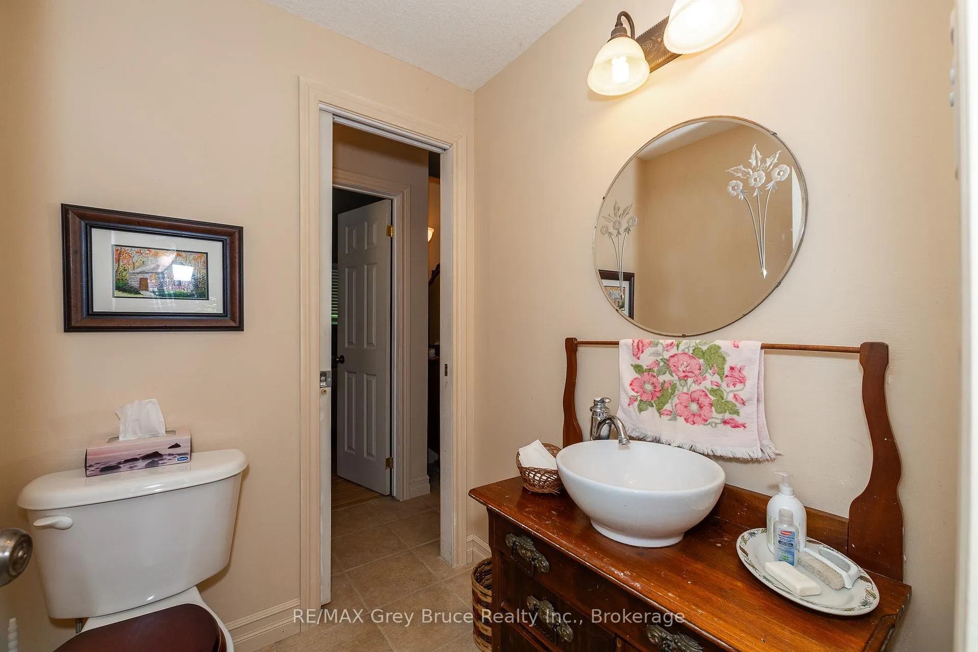 Photo 11 of 216152 Concession 4 Road, Chatsworth — HOMEH
