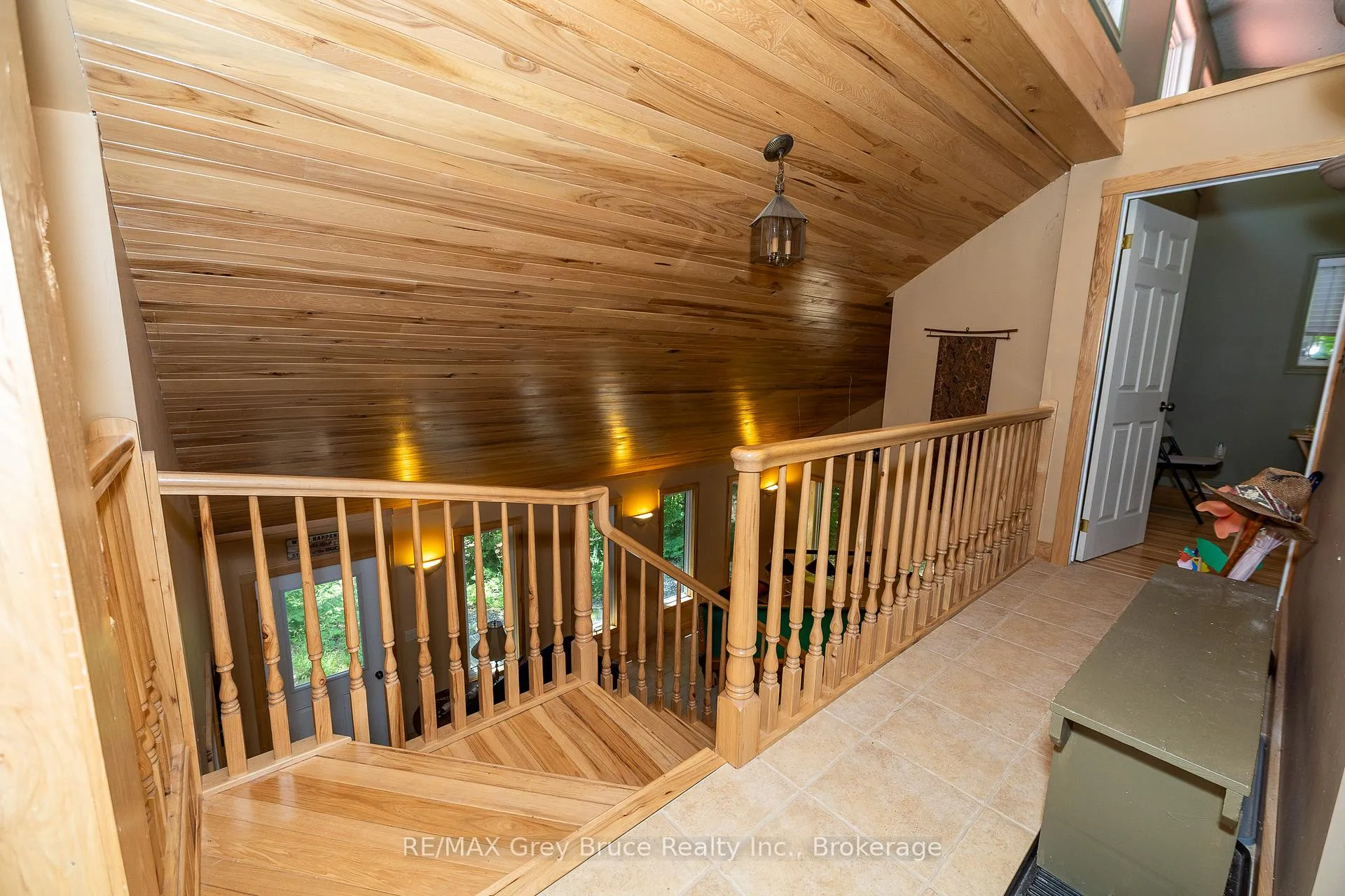 Photo 13 of 216152 Concession 4 Road, Chatsworth — HOMEH