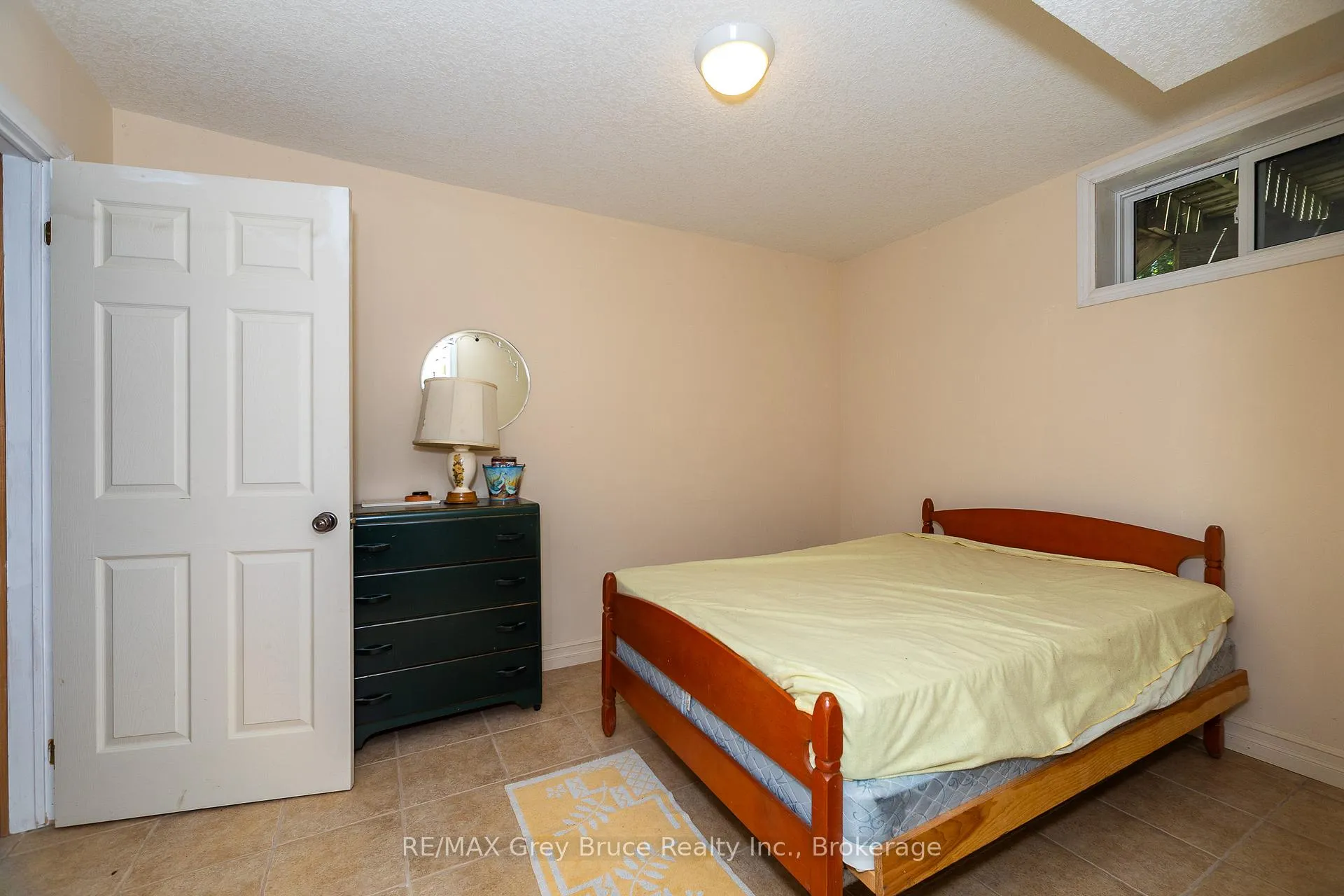 Photo 19 of 216152 Concession 4 Road, Chatsworth — HOMEH